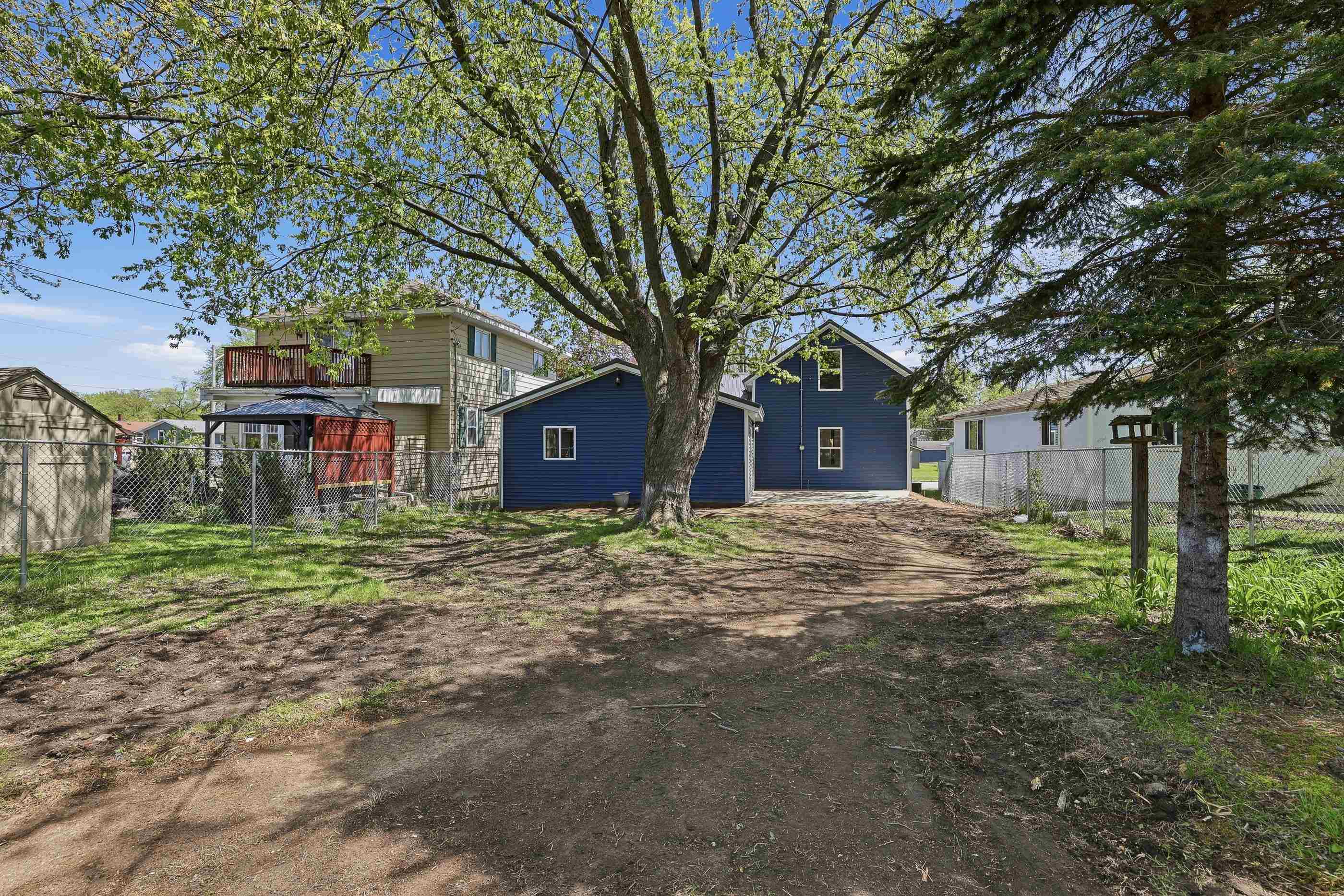 310 N Maple Avenue Property Photo 39
