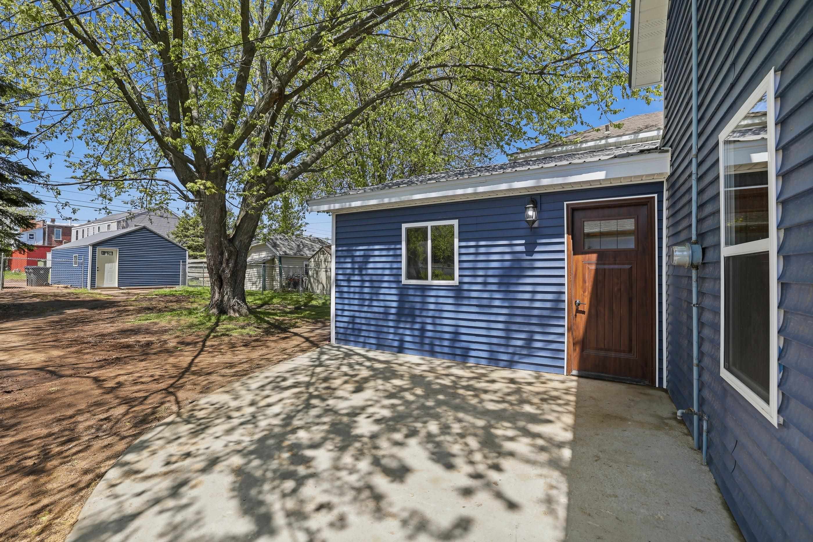 310 N Maple Avenue Property Photo 40