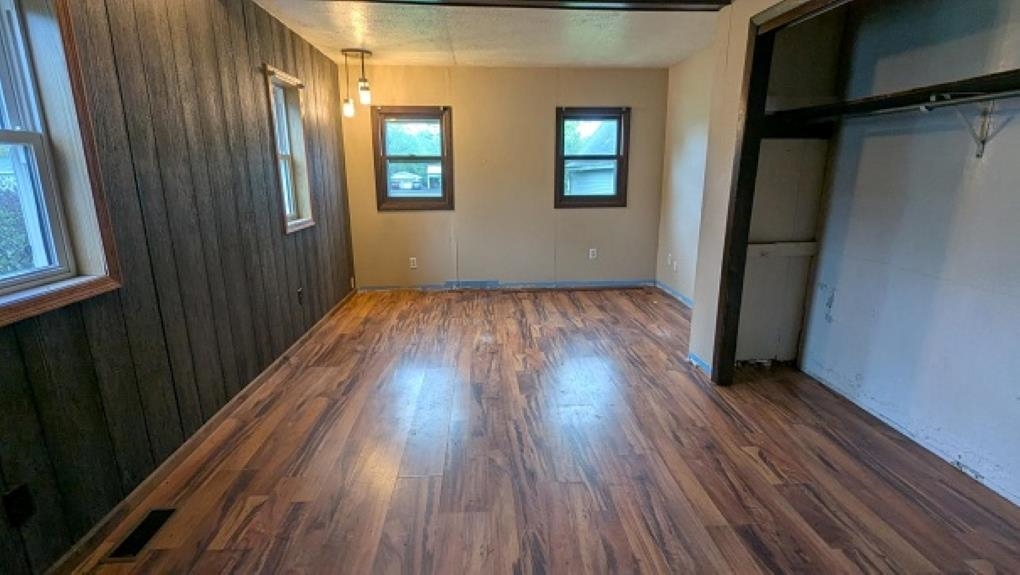 6418 County Road N Property Photo 5