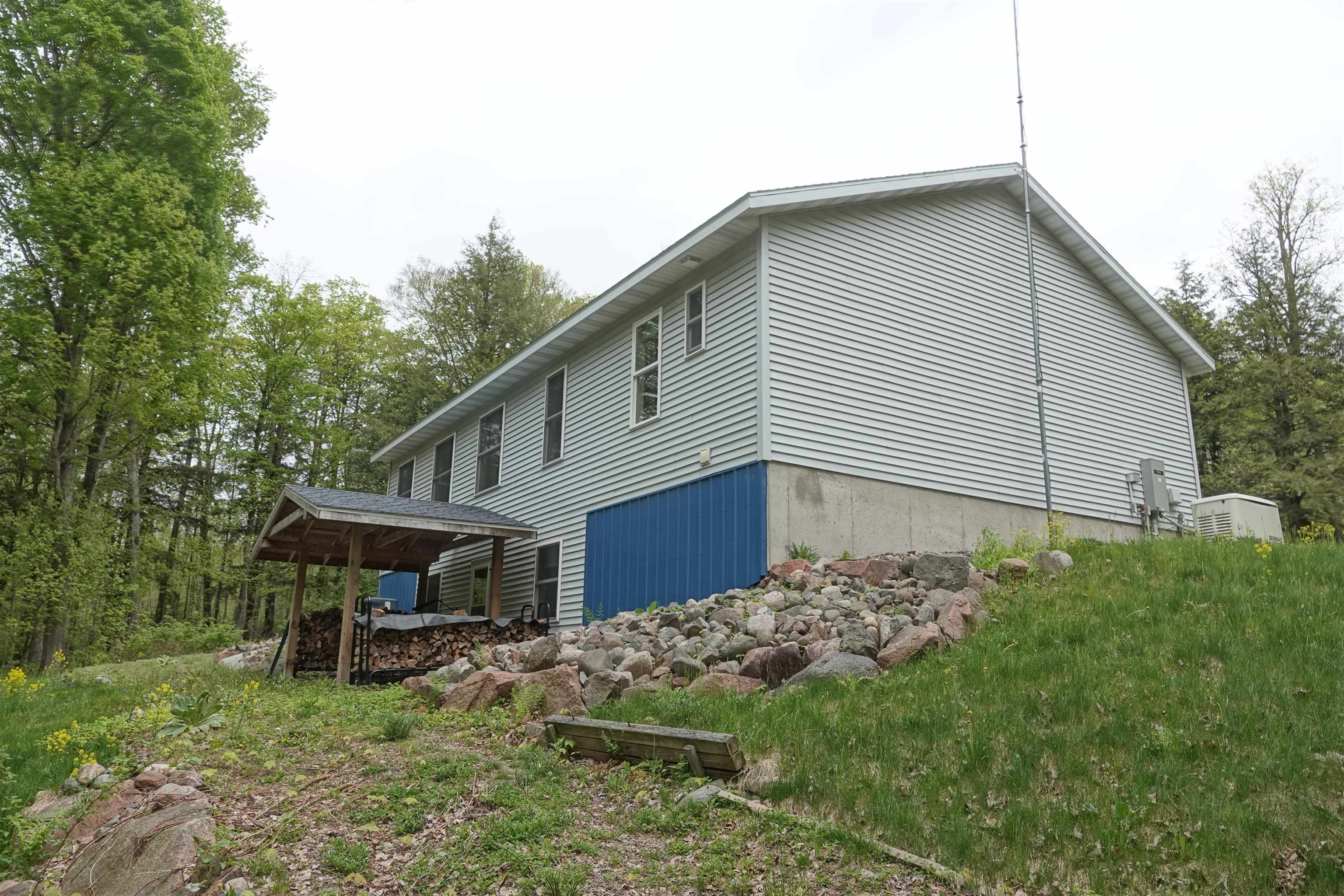 N221 Lamer Drive Property Photo 3