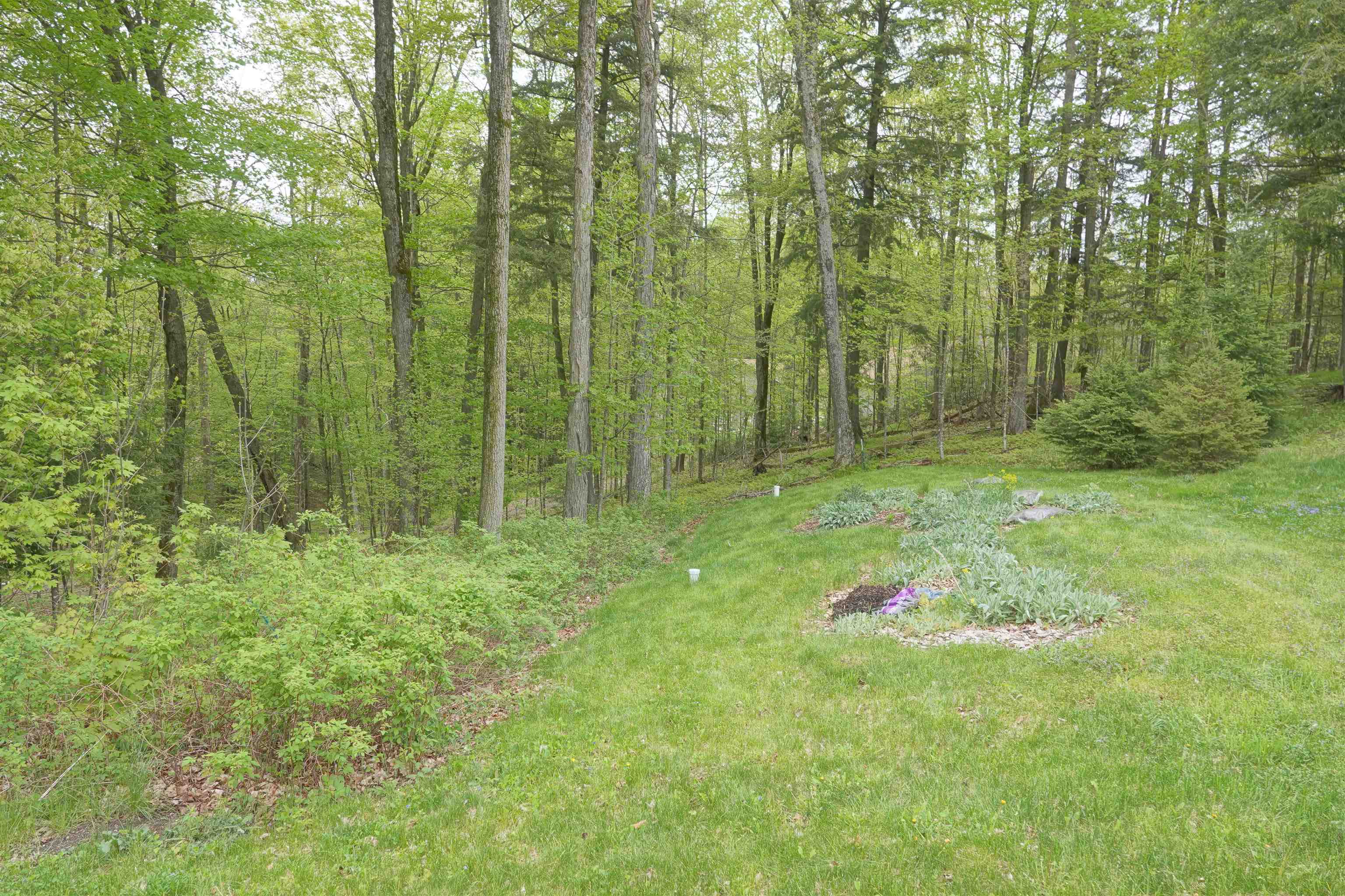 N221 Lamer Drive Property Photo 30