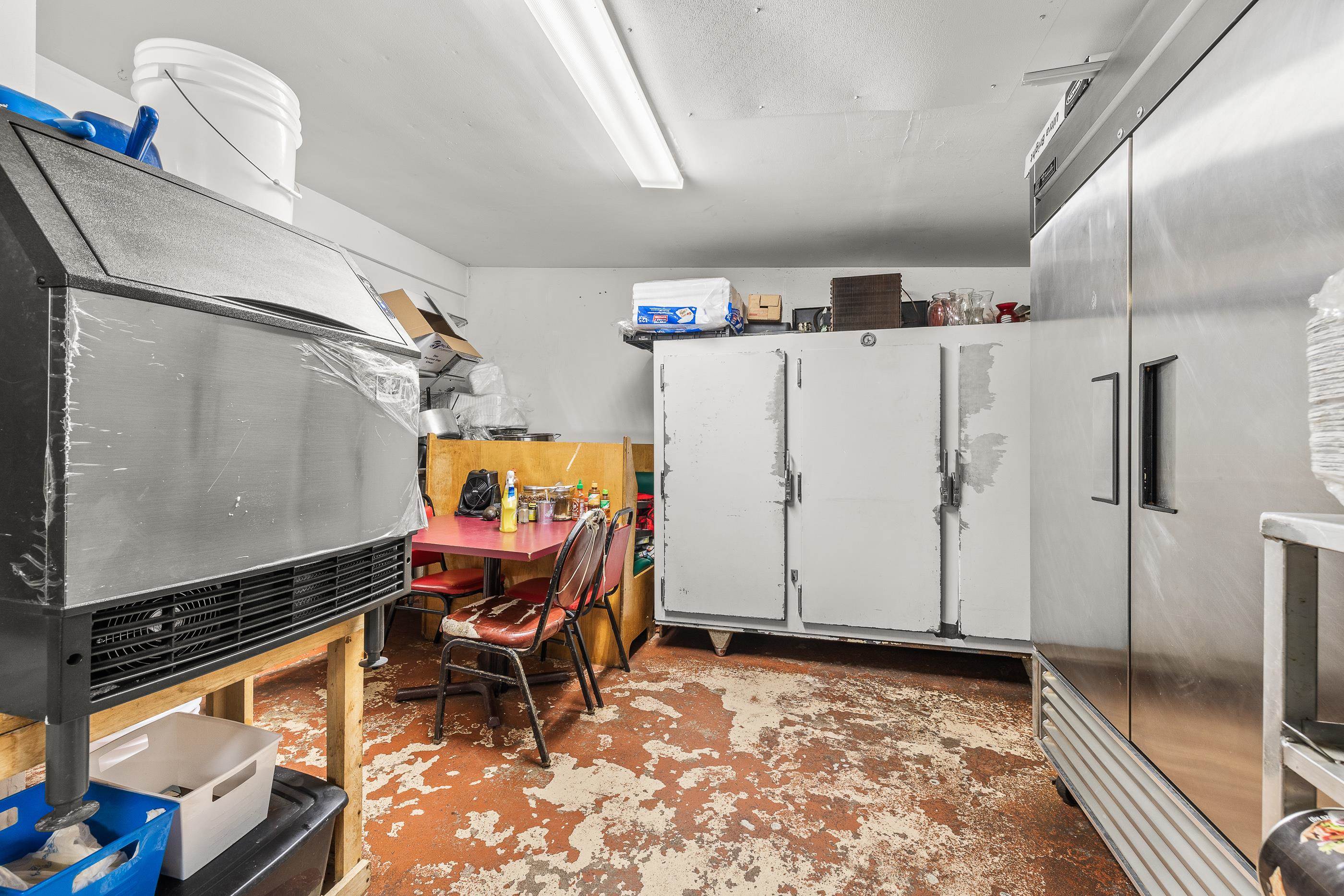 6569 Cameron Avenue Property Photo 10
