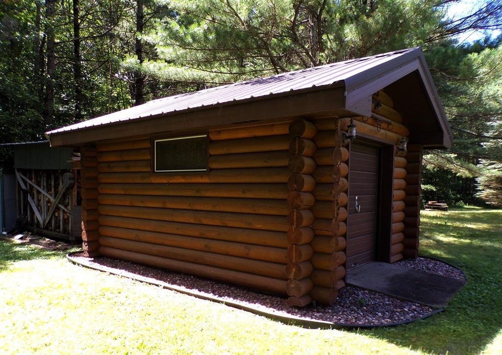 W11515 State Highway 95 Property Photo 5