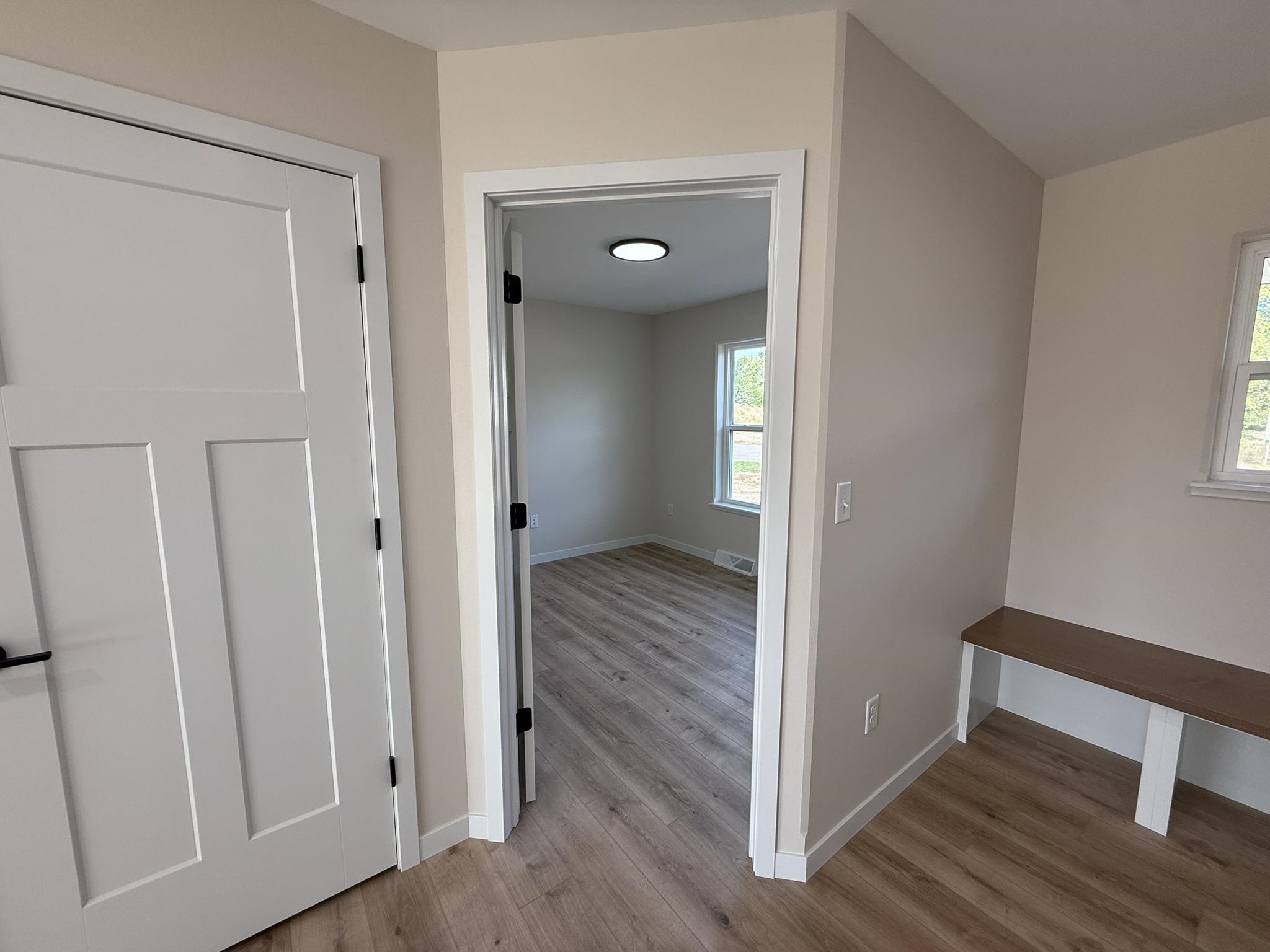 561 Amberwood Way Property Photo 8