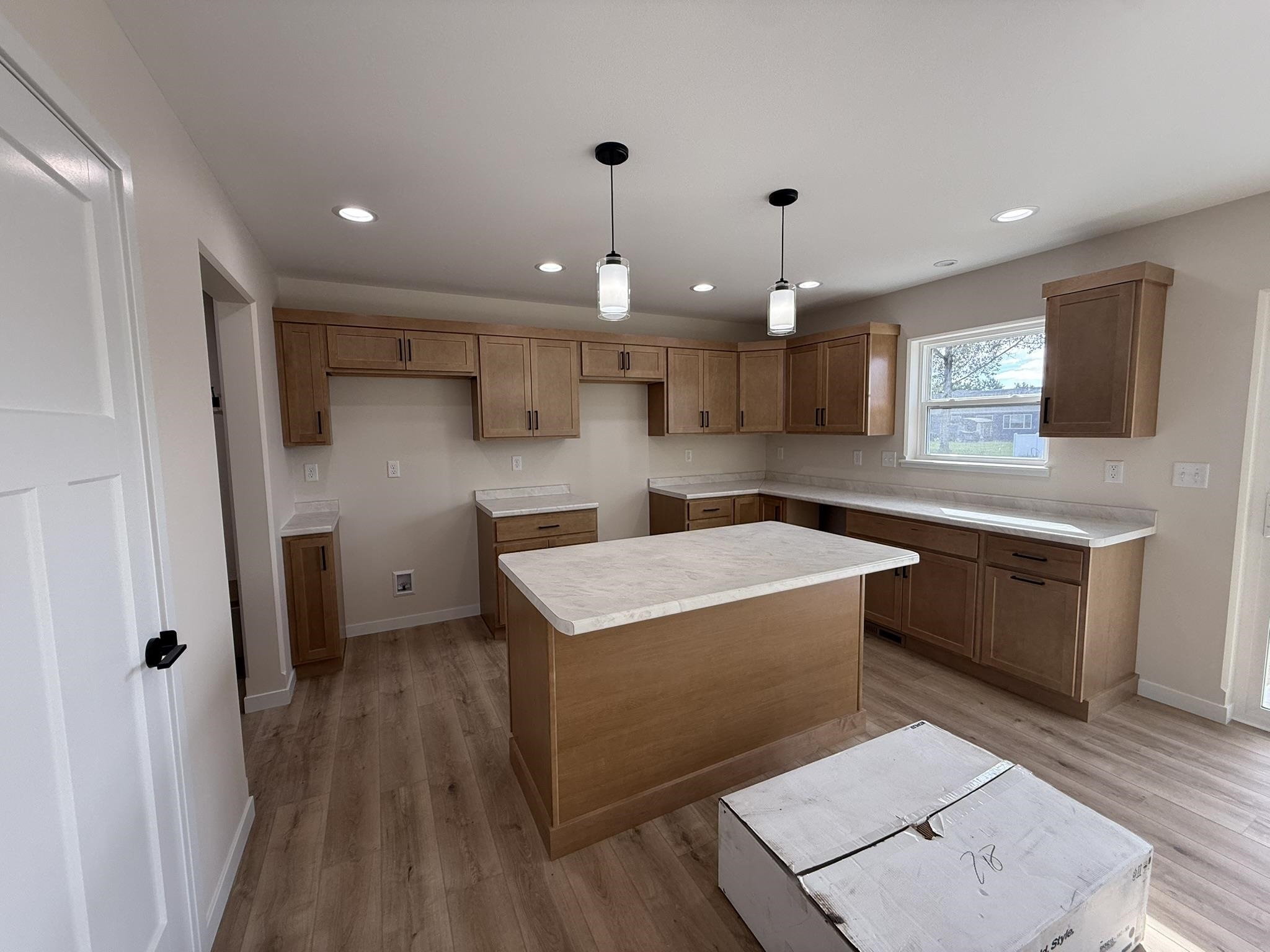561 Amberwood Way Property Photo 12