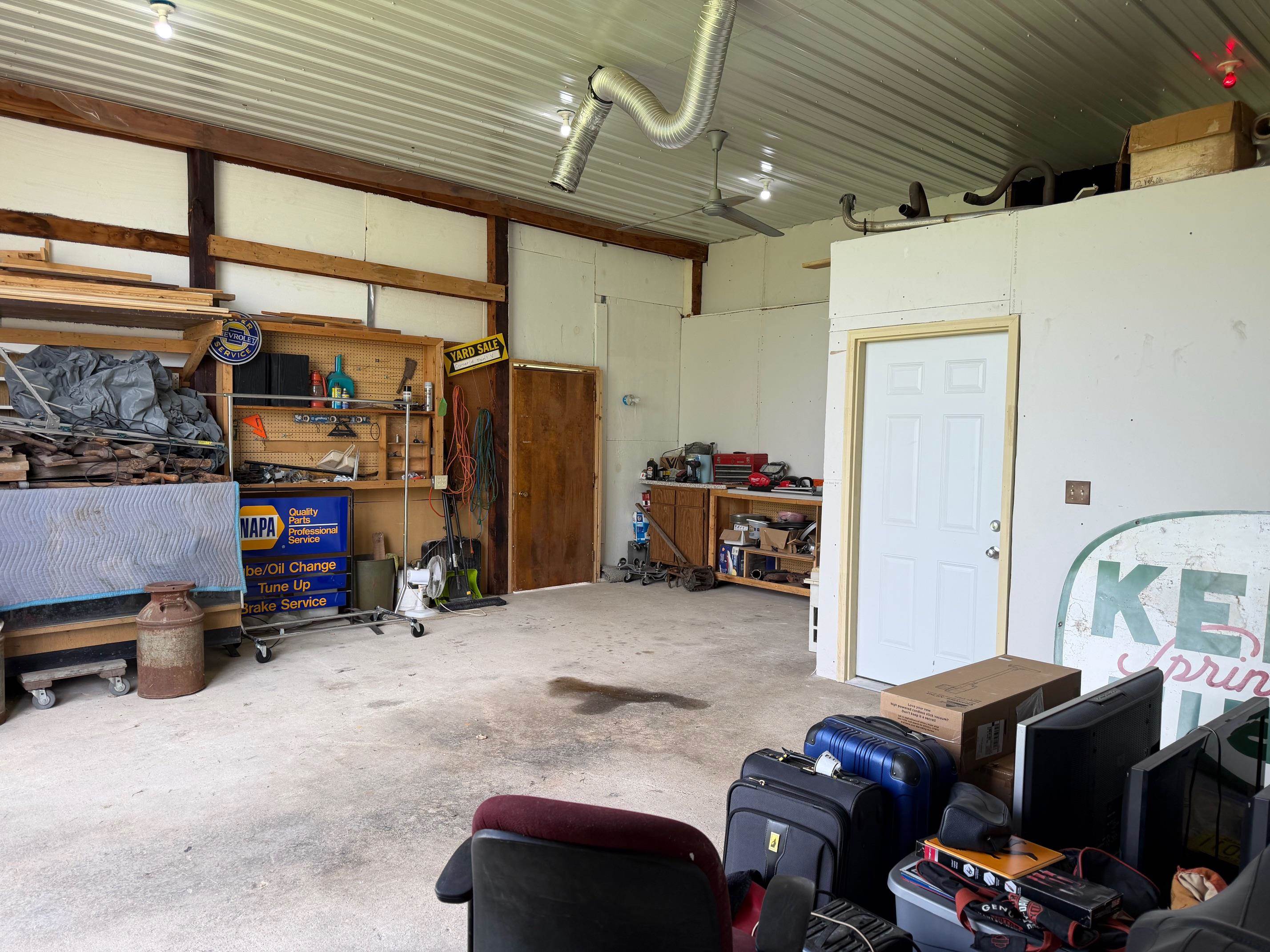 102 E Main Street Property Photo 14