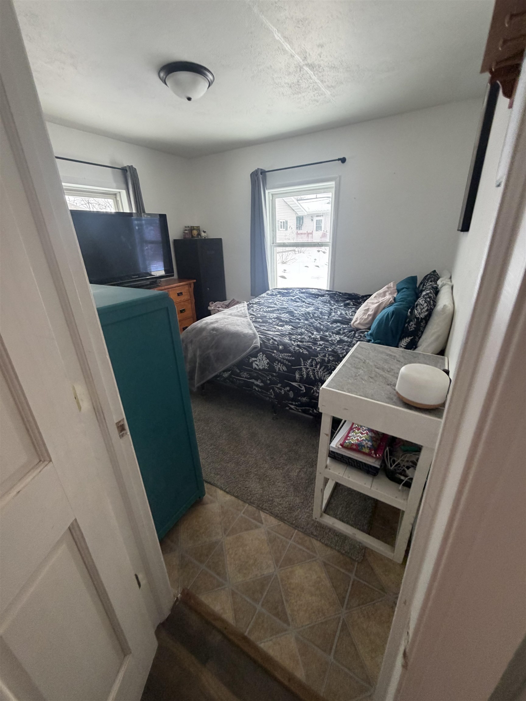 609 W Miner Avenue Property Photo 8