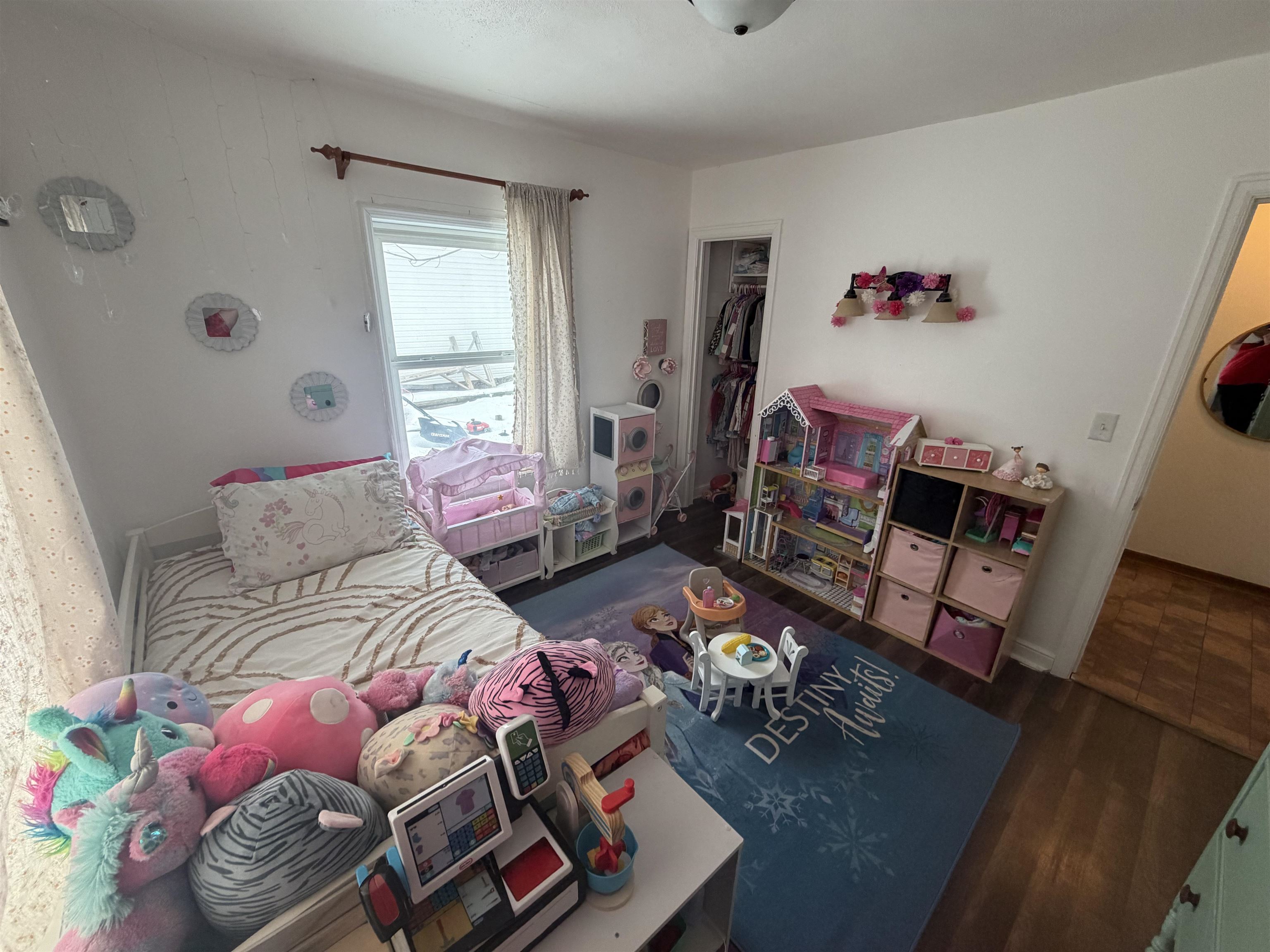 609 W Miner Avenue Property Photo 11