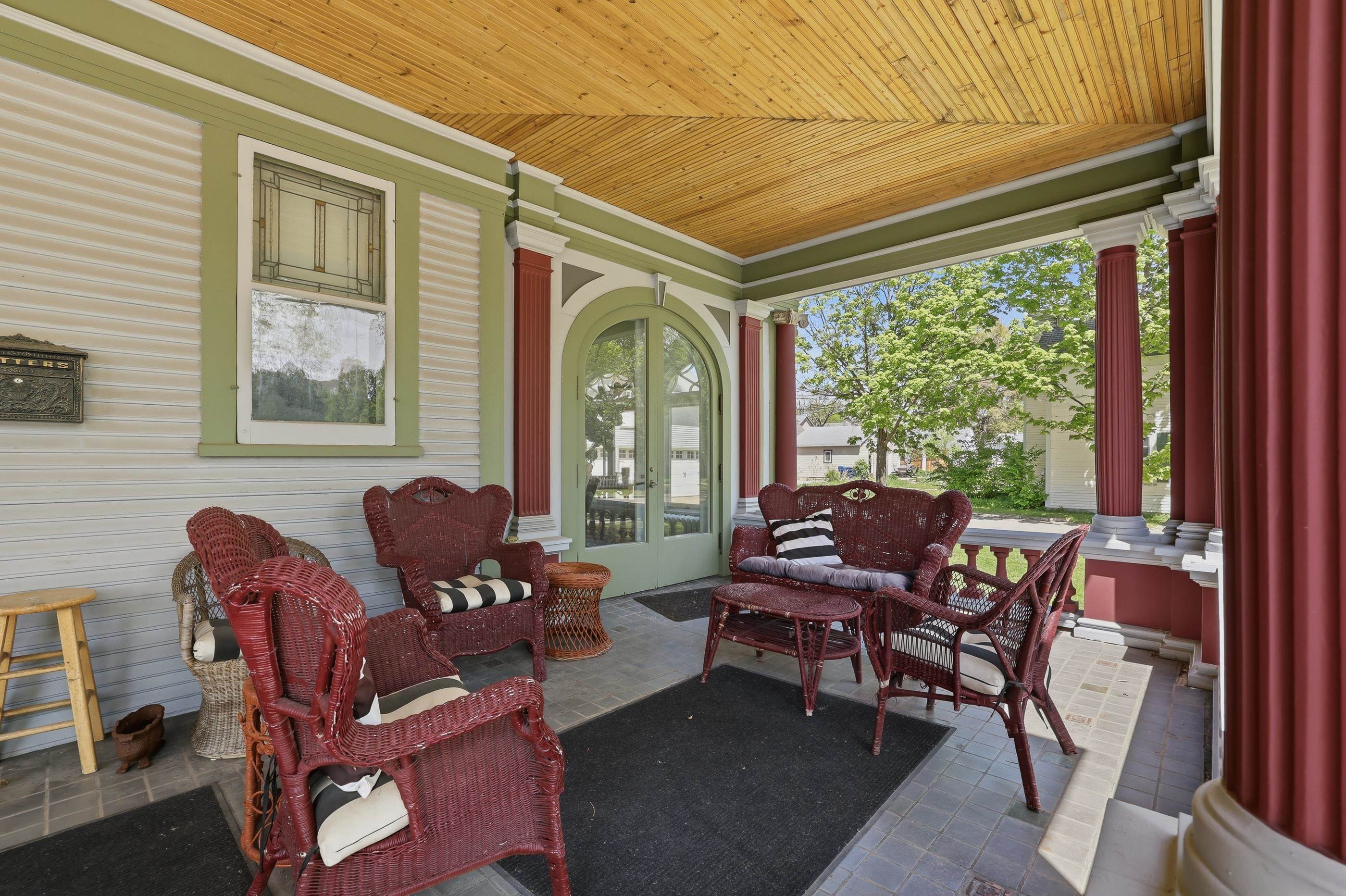 504 Franklin Street Property Photo 9