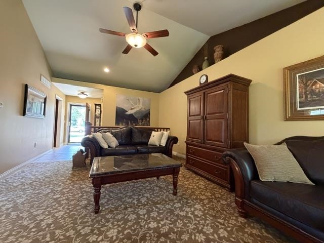 4290 Windsong Place Property Photo 4