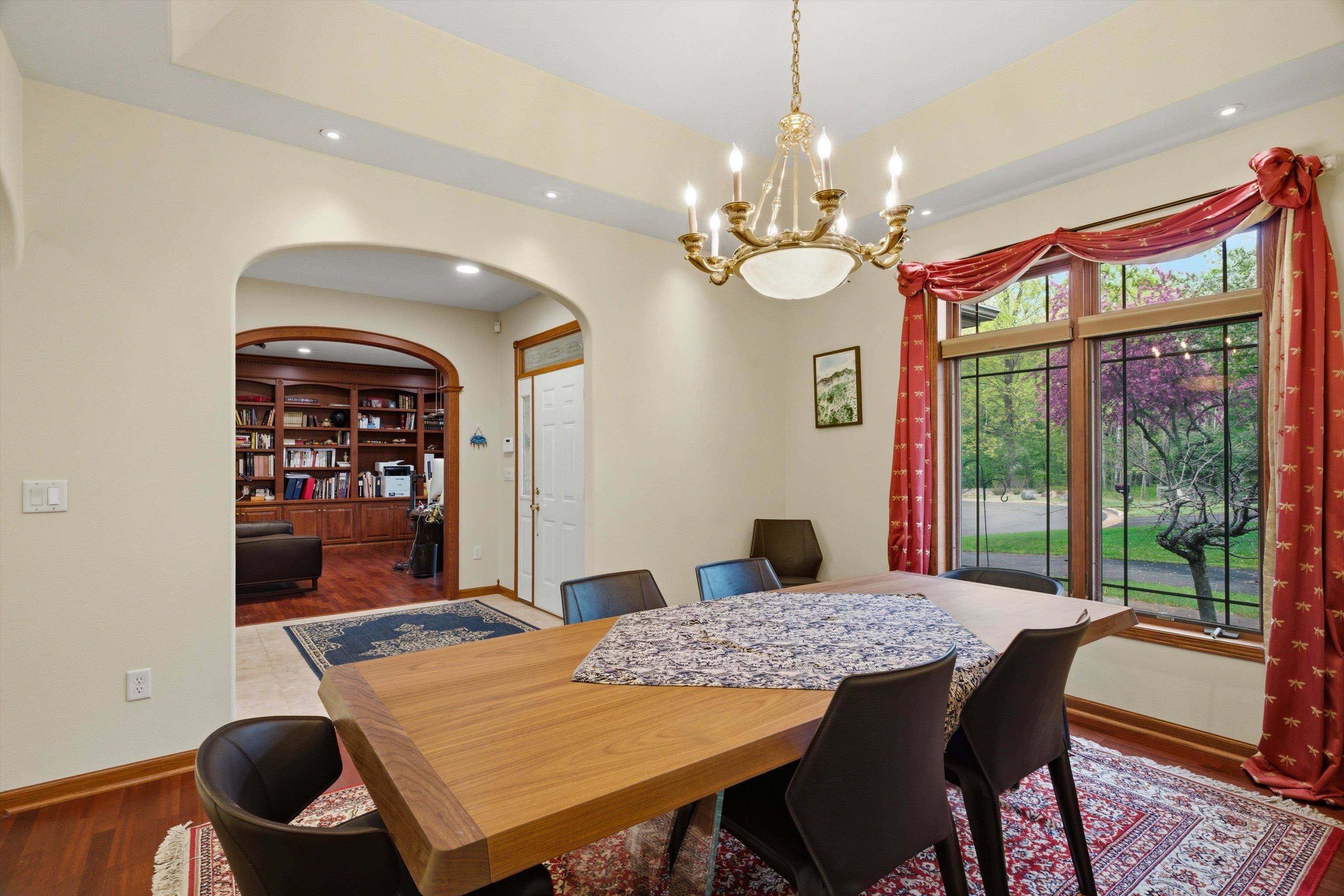 6007 River Pines Court Property Photo 10
