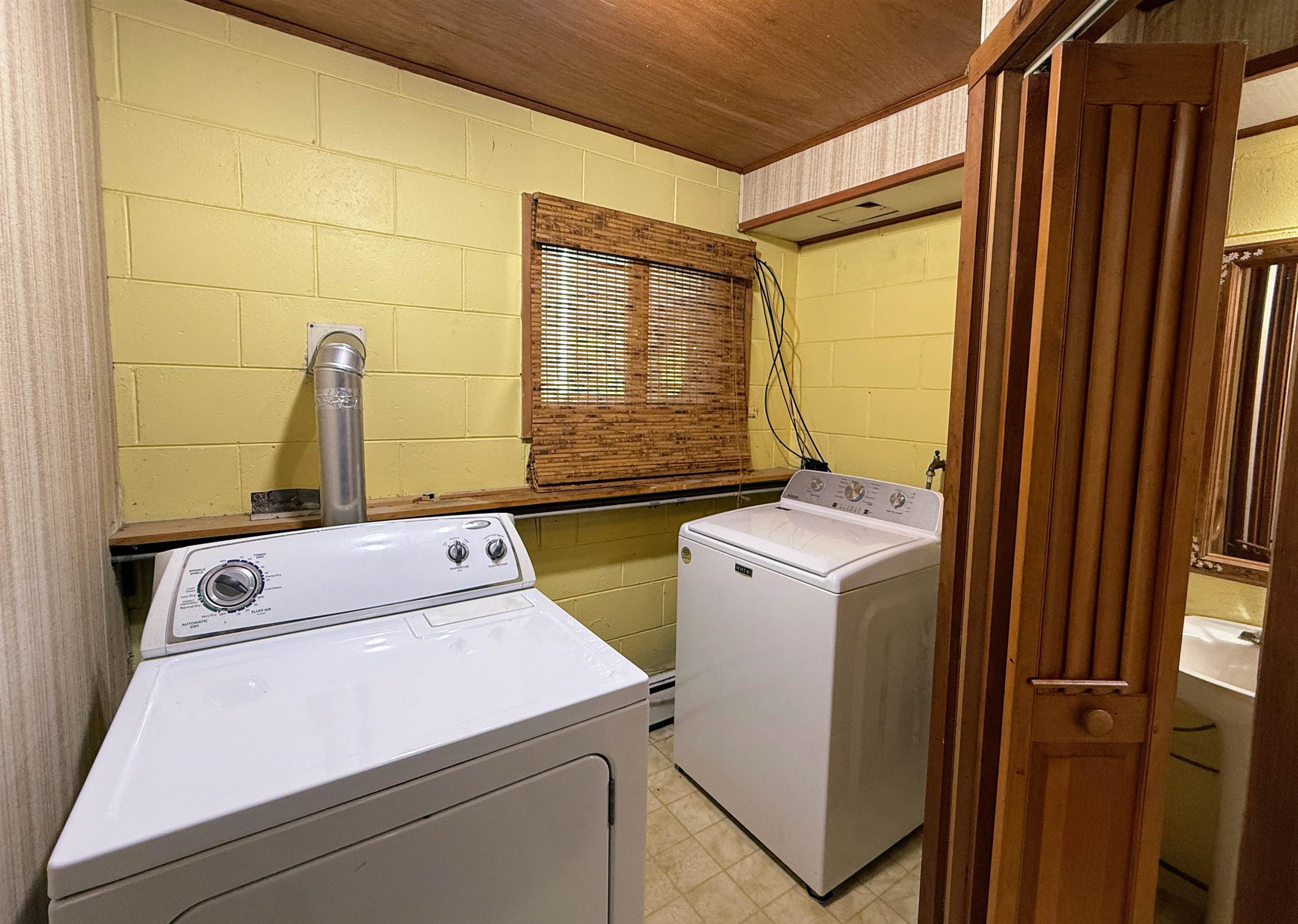 16340 N State Highway 13 Property Photo 21