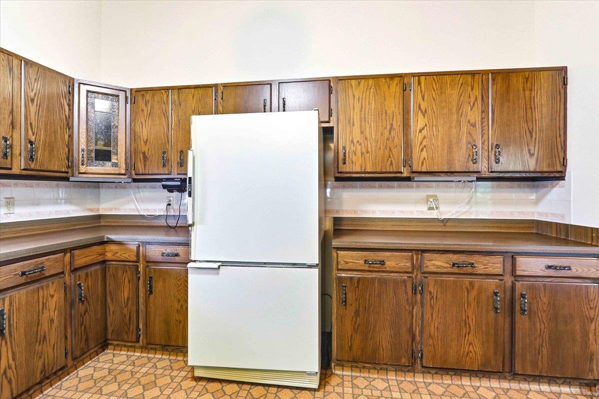 206 Buchanan Street Property Photo 28