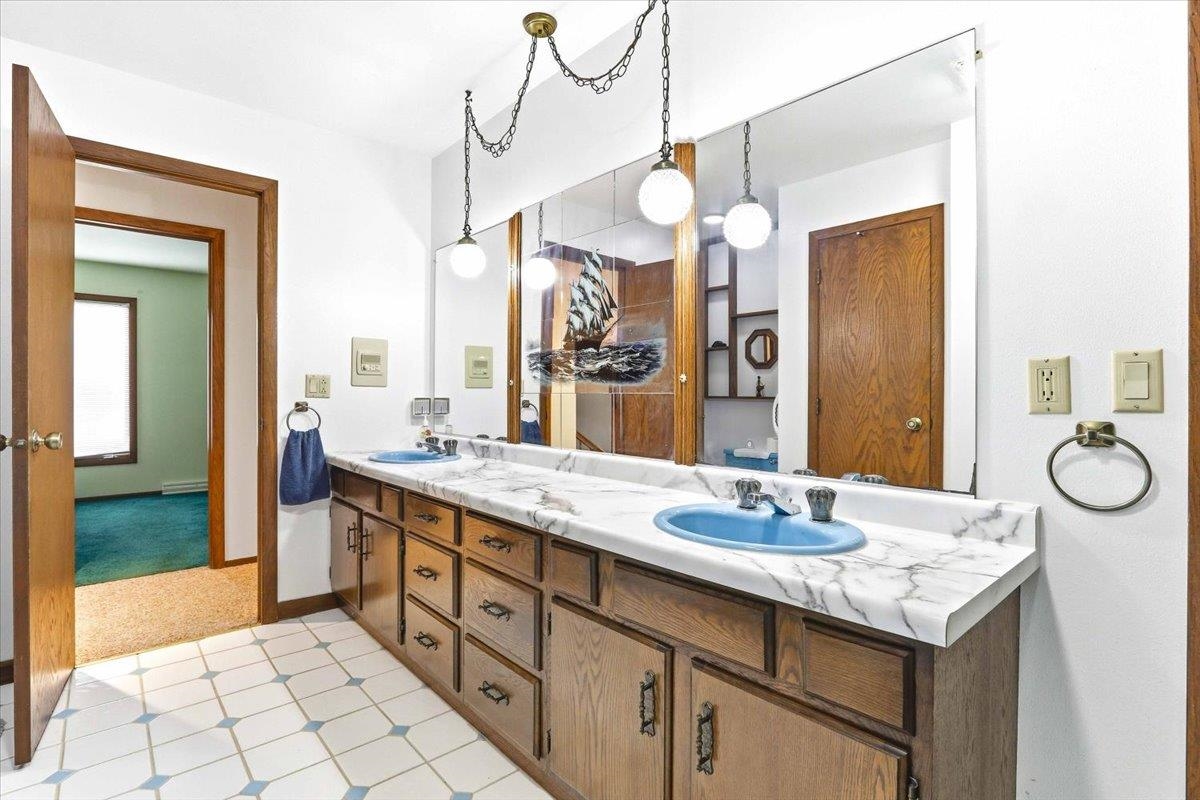206 Buchanan Street Property Photo 41