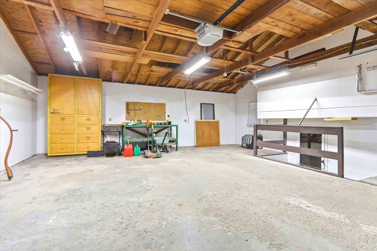 206 Buchanan Street Property Photo 52