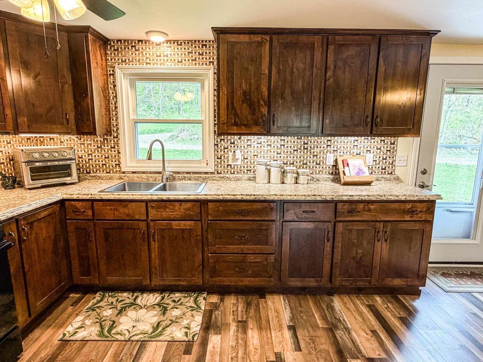 5650 W Tower Road Property Photo 9
