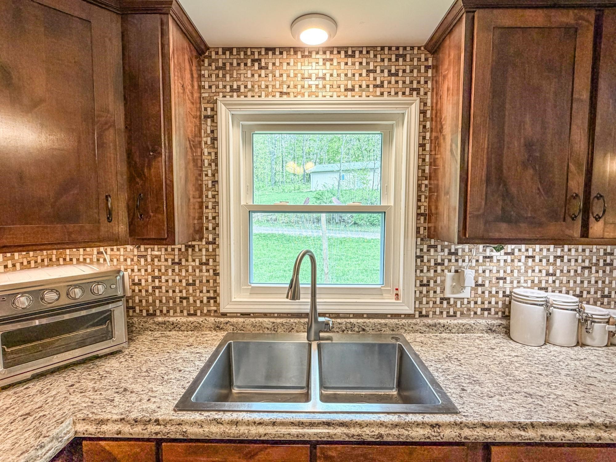 5650 W Tower Road Property Photo 10