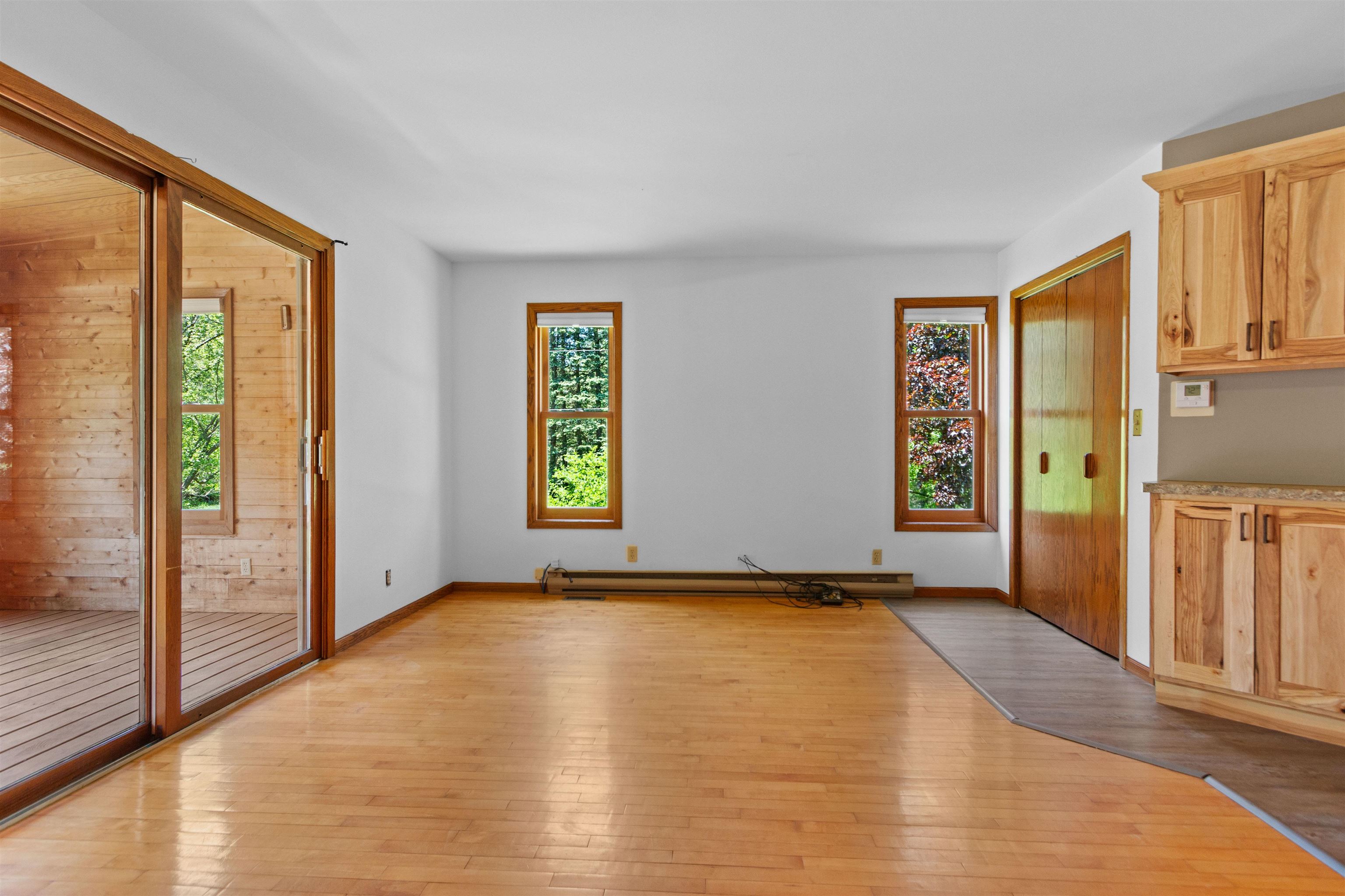 2401 Lakeview Drive Property Photo 11