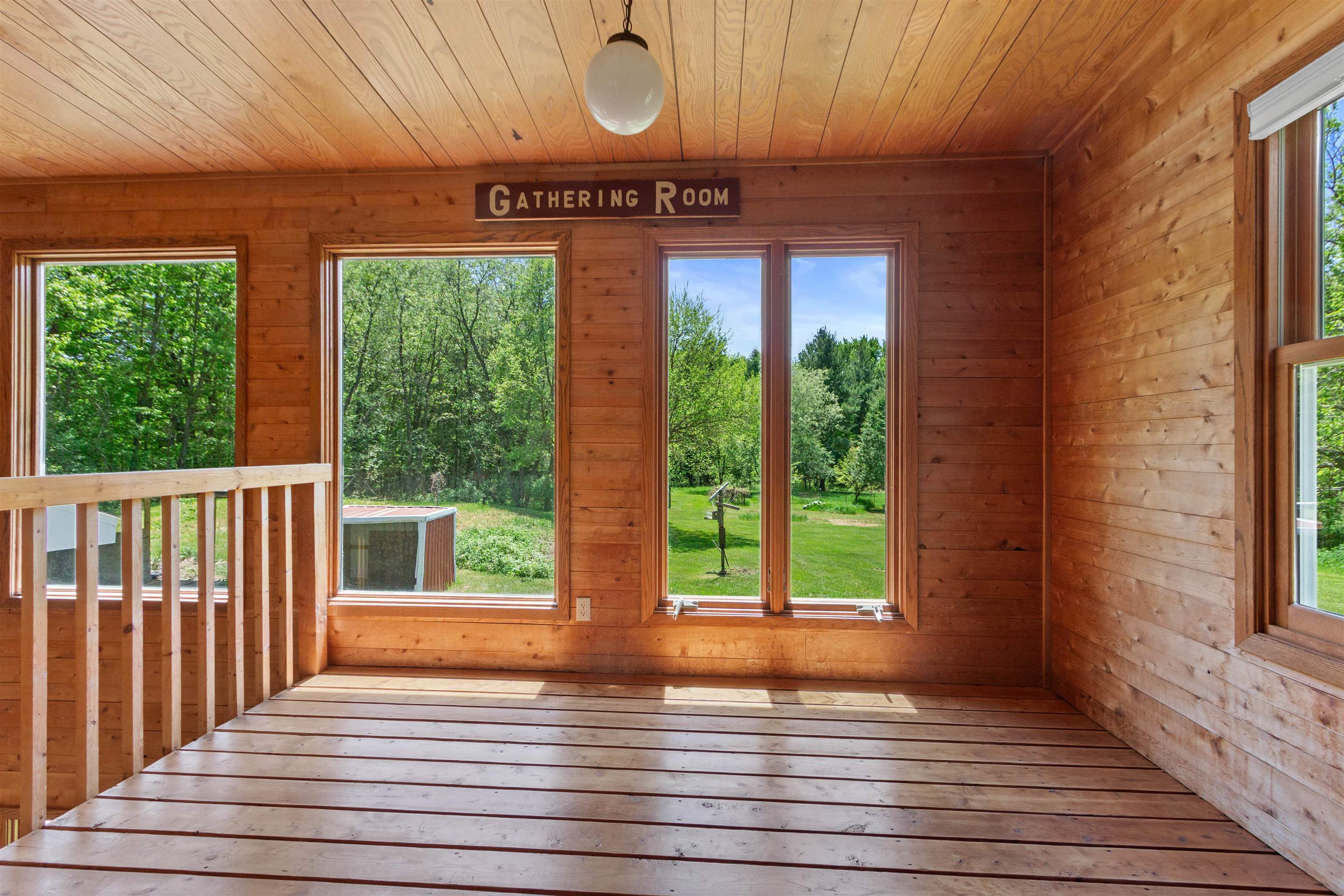2401 Lakeview Drive Property Photo 13