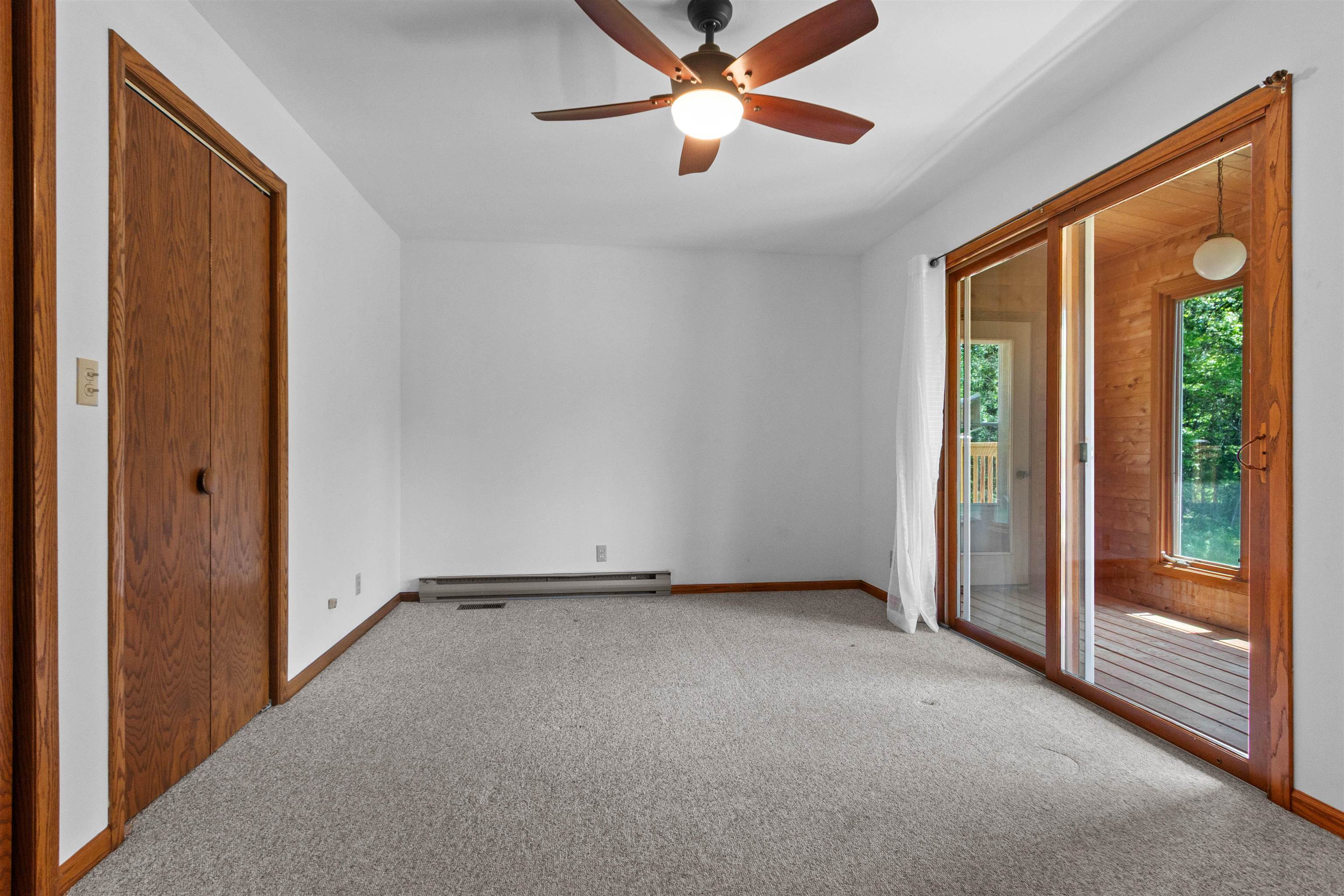 2401 Lakeview Drive Property Photo 17