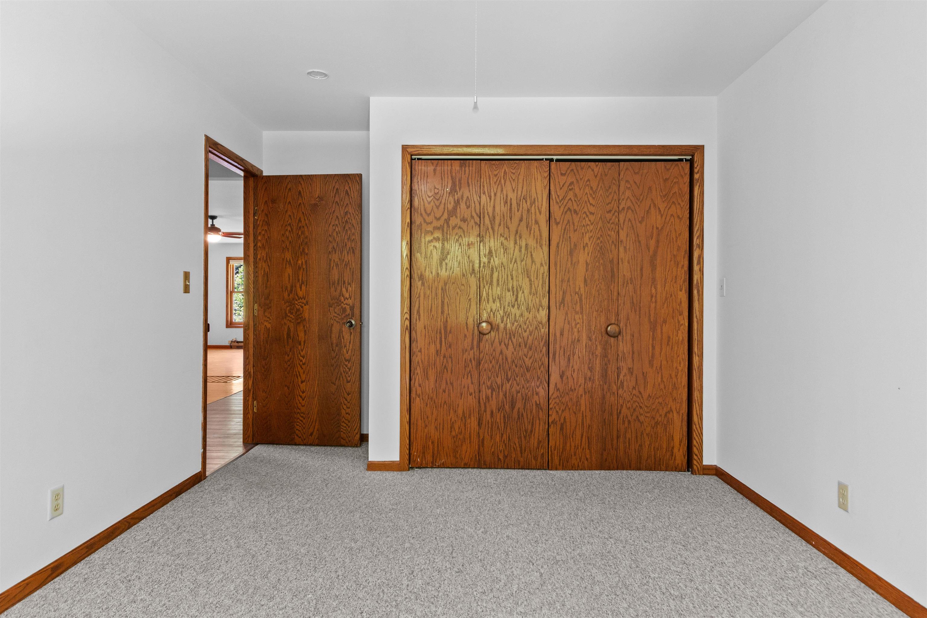 2401 Lakeview Drive Property Photo 20