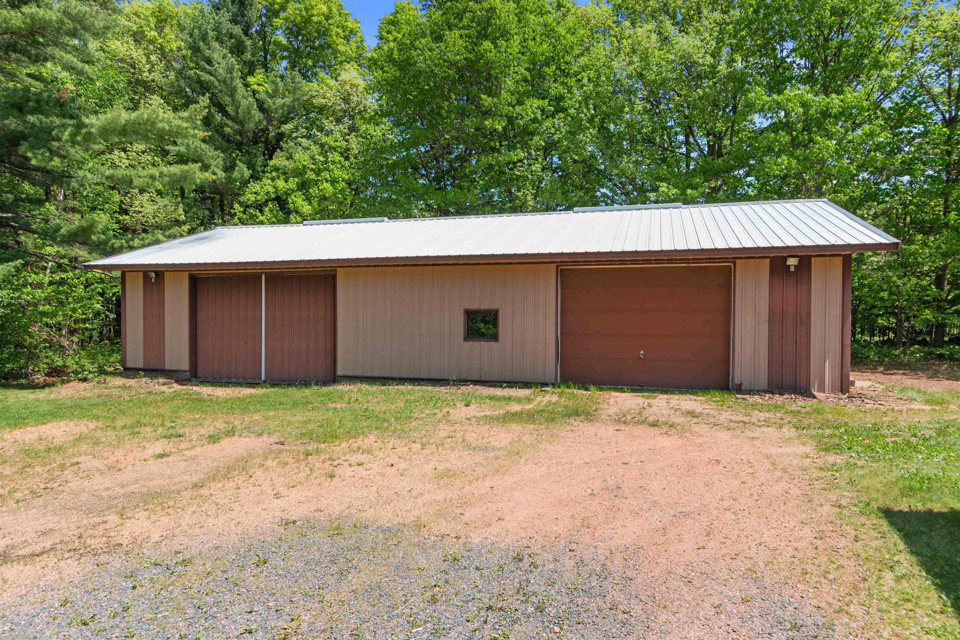 2401 Lakeview Drive Property Photo 32