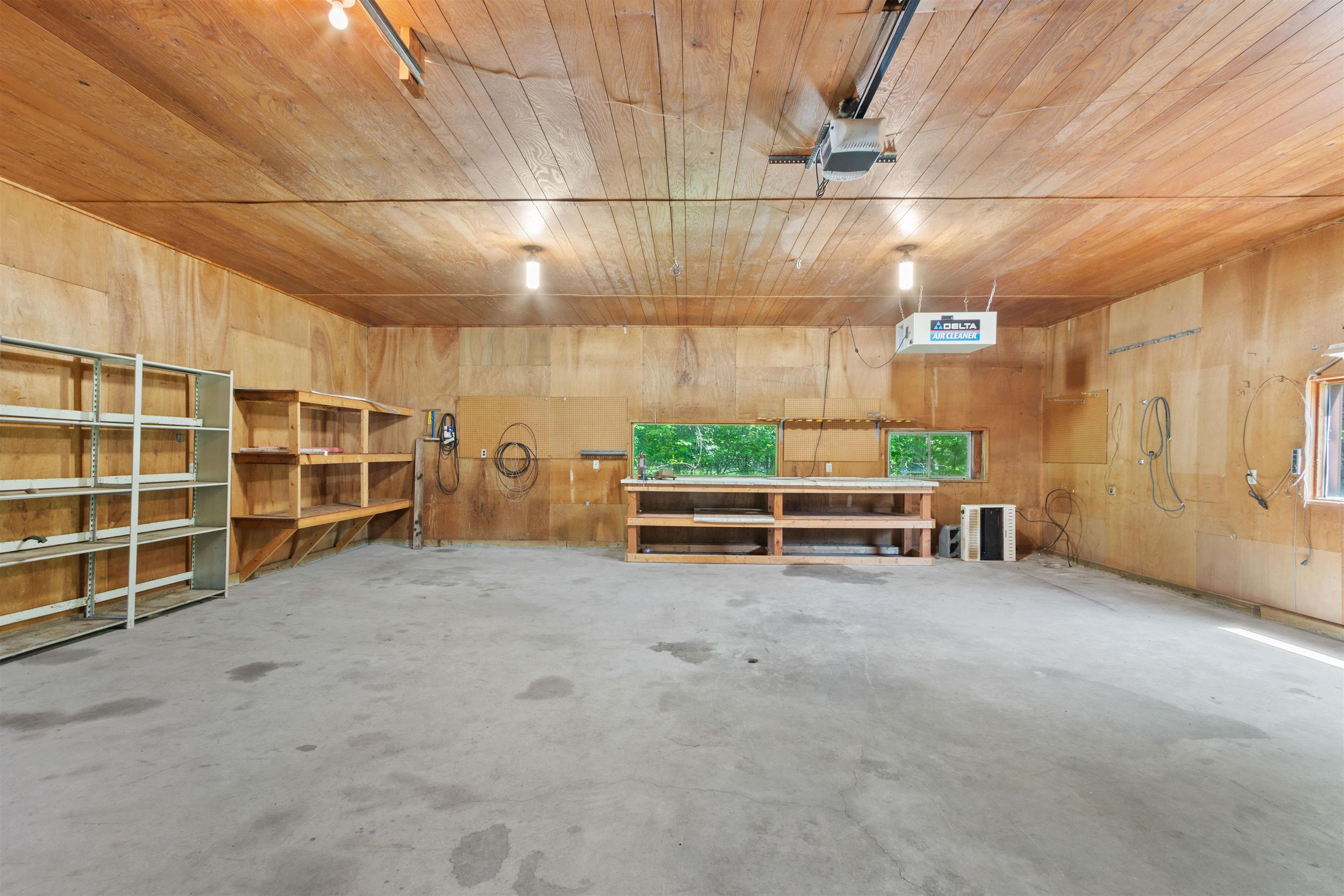 2401 Lakeview Drive Property Photo 34