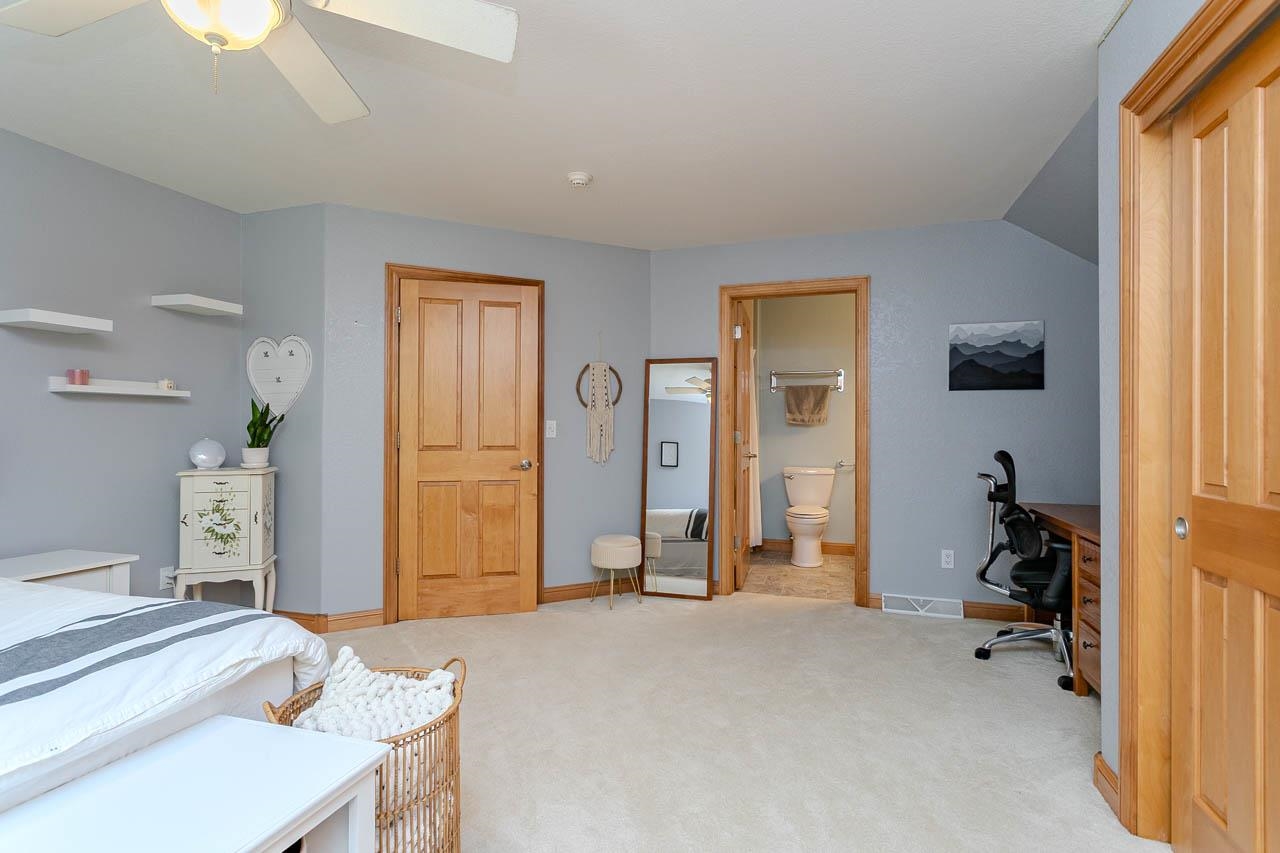 225210 Maplewood Drive Property Photo 25