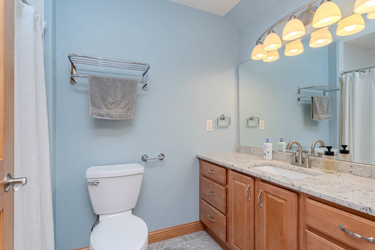 225210 Maplewood Drive Property Photo 26