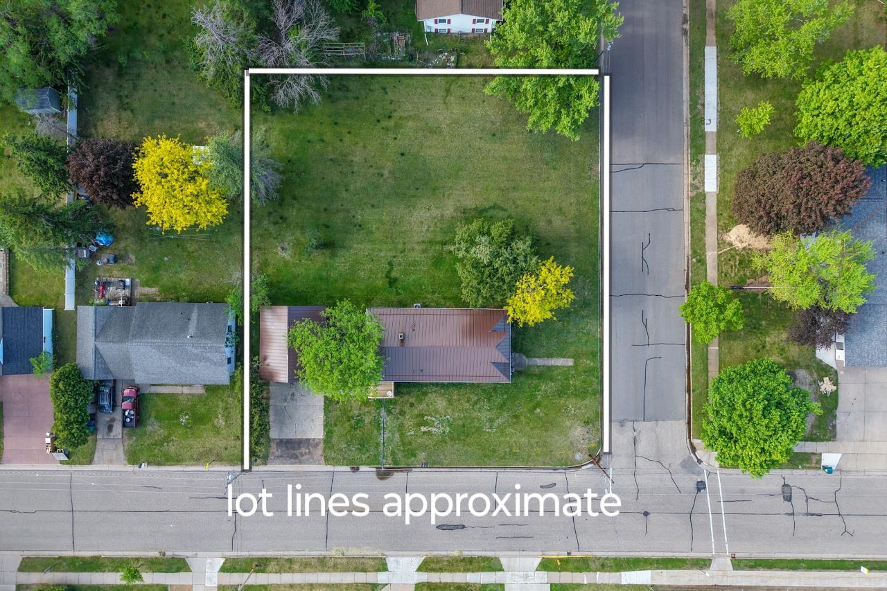 424 Maple Street Property Photo 1