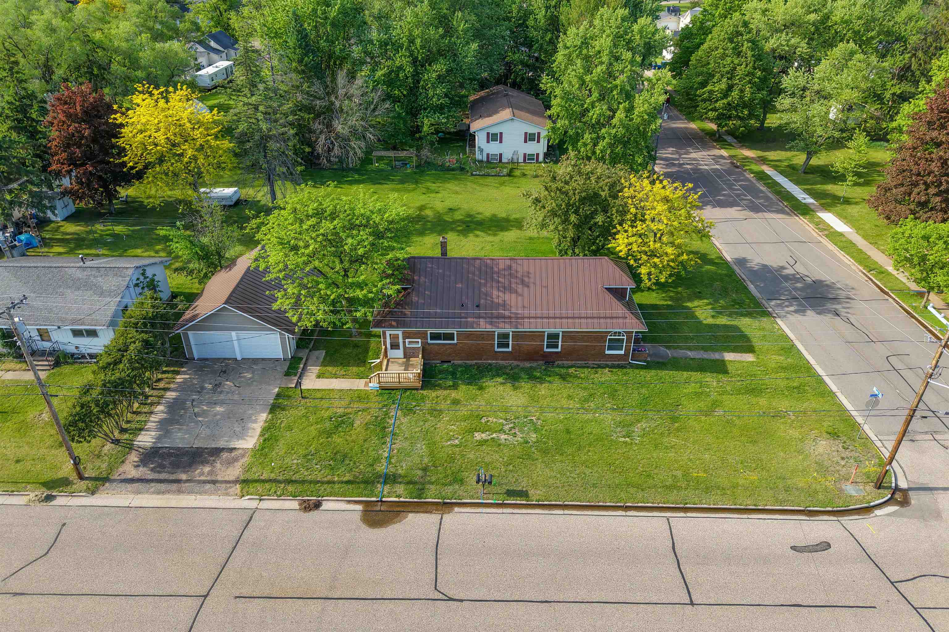 424 Maple Street Property Photo 45