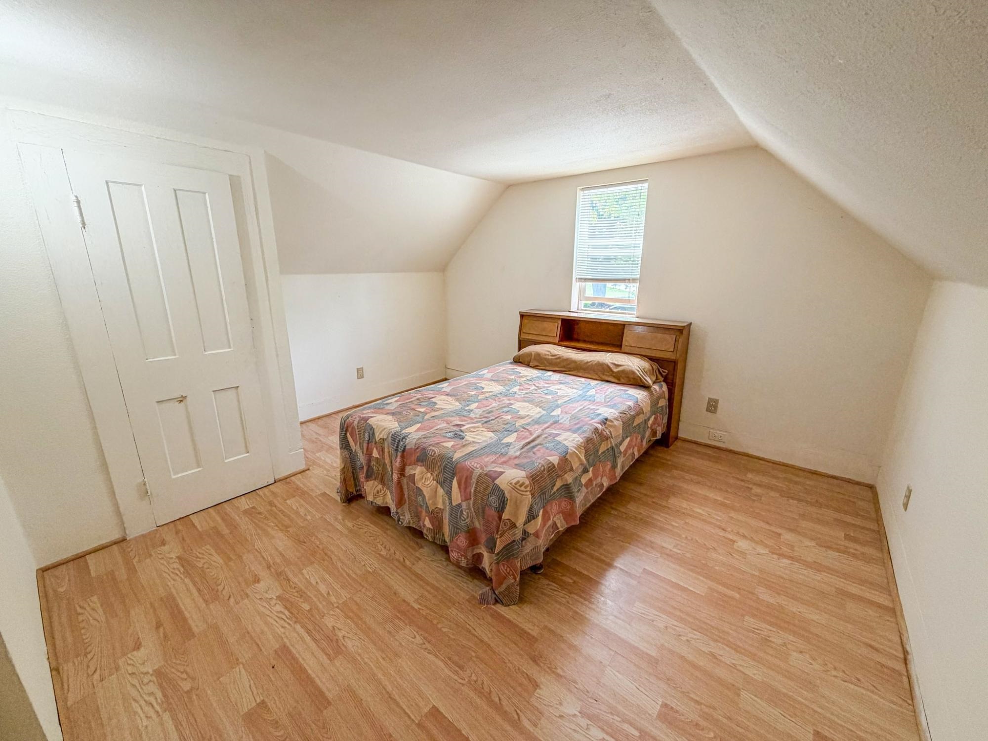 355 N Avon Avenue Property Photo 40