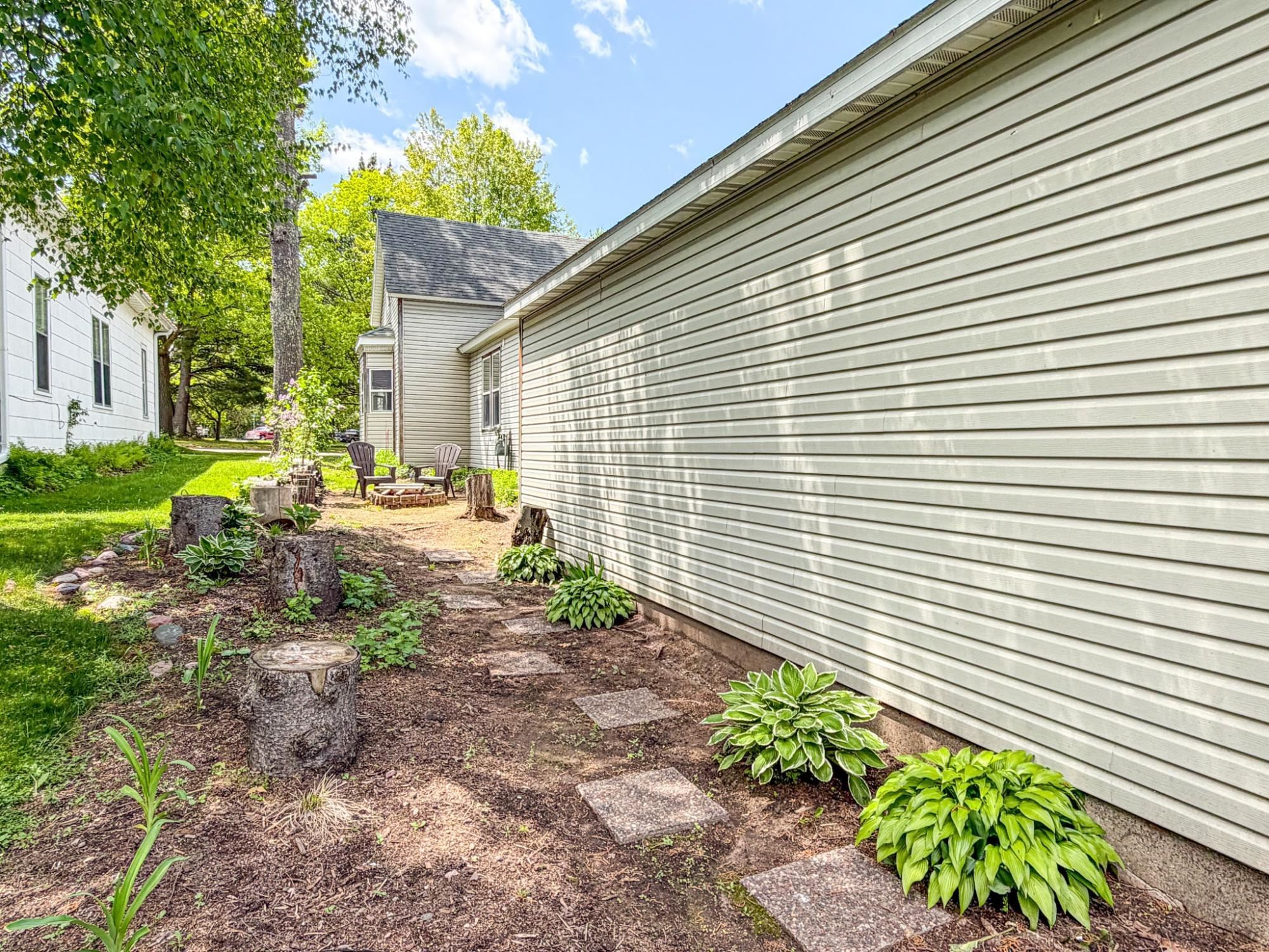 355 N Avon Avenue Property Photo 47