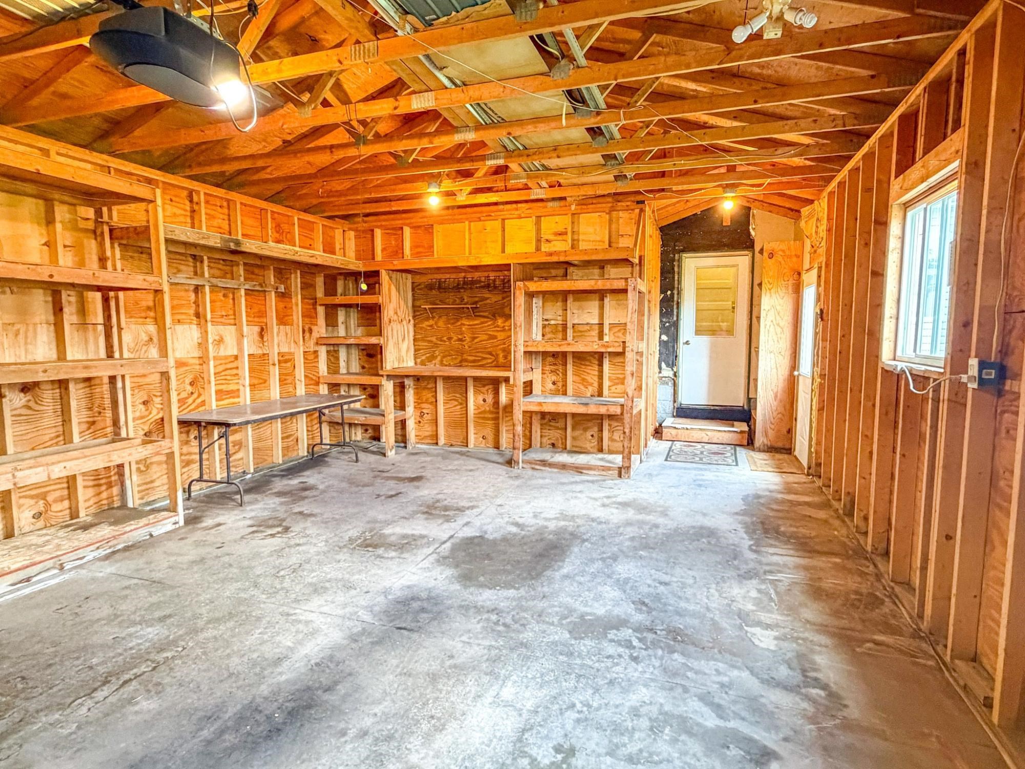355 N Avon Avenue Property Photo 54