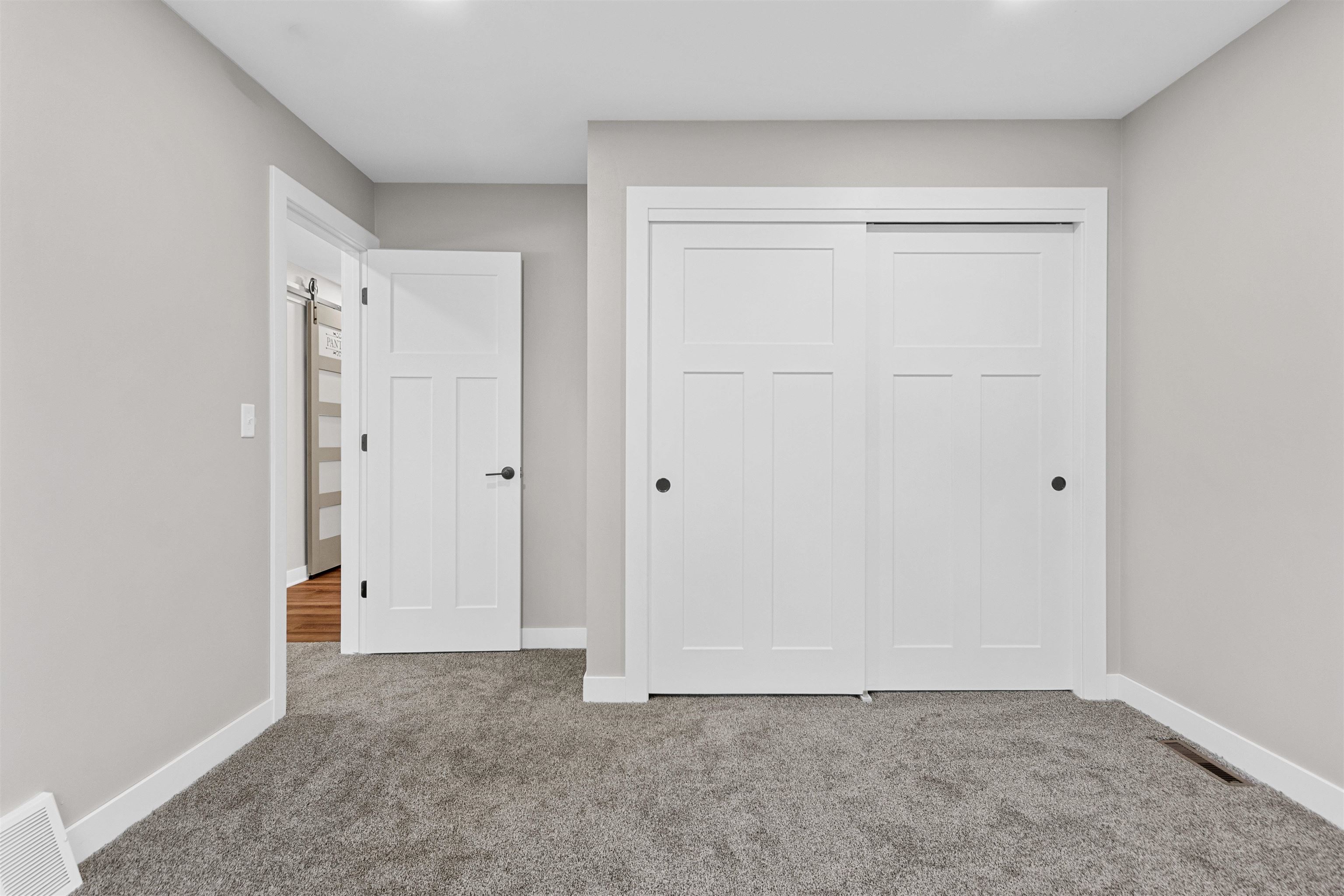 10876 County Road V Property Photo 16