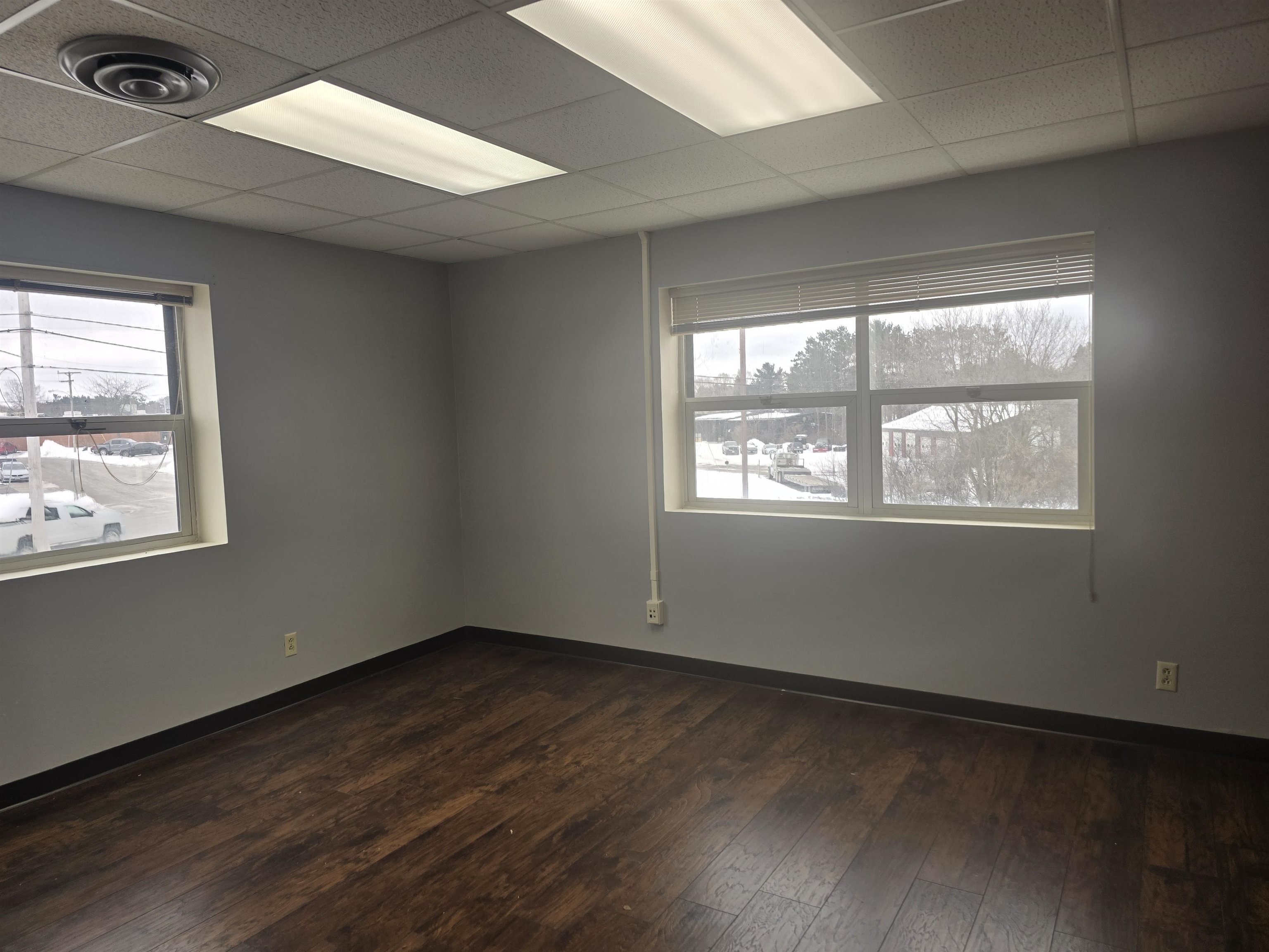 1326 Schofield Avenue Property Photo 3