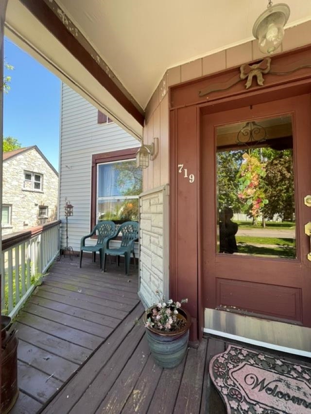 719 Clermont Street Property Photo 14