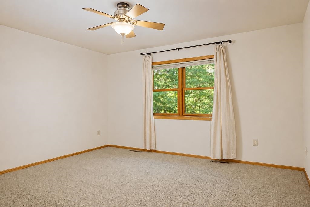 5321 Fox Run Drive Property Photo 11