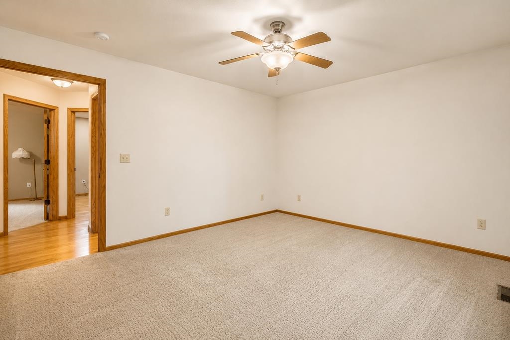 5321 Fox Run Drive Property Photo 12