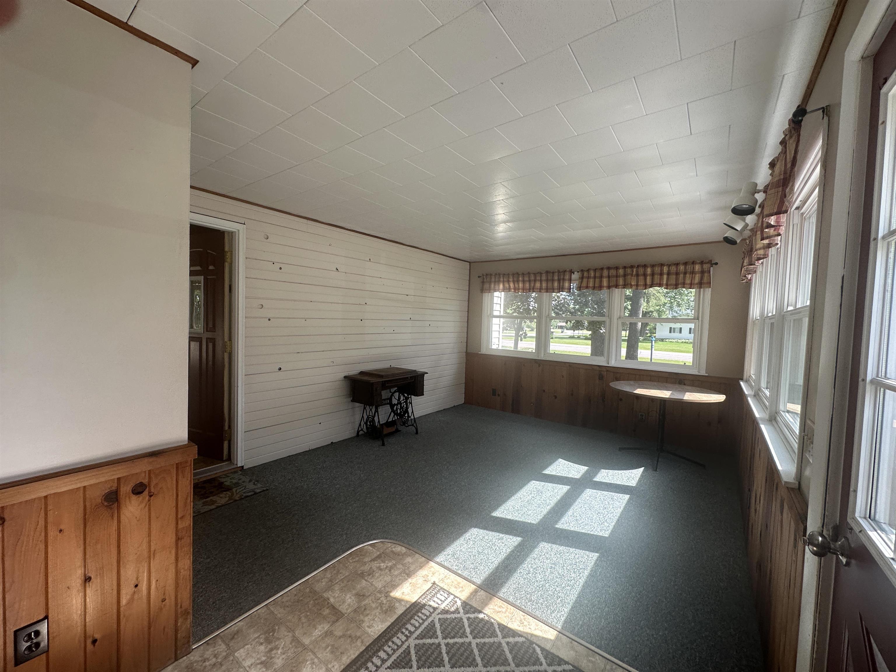 4011 Griffith Avenue Property Photo 2