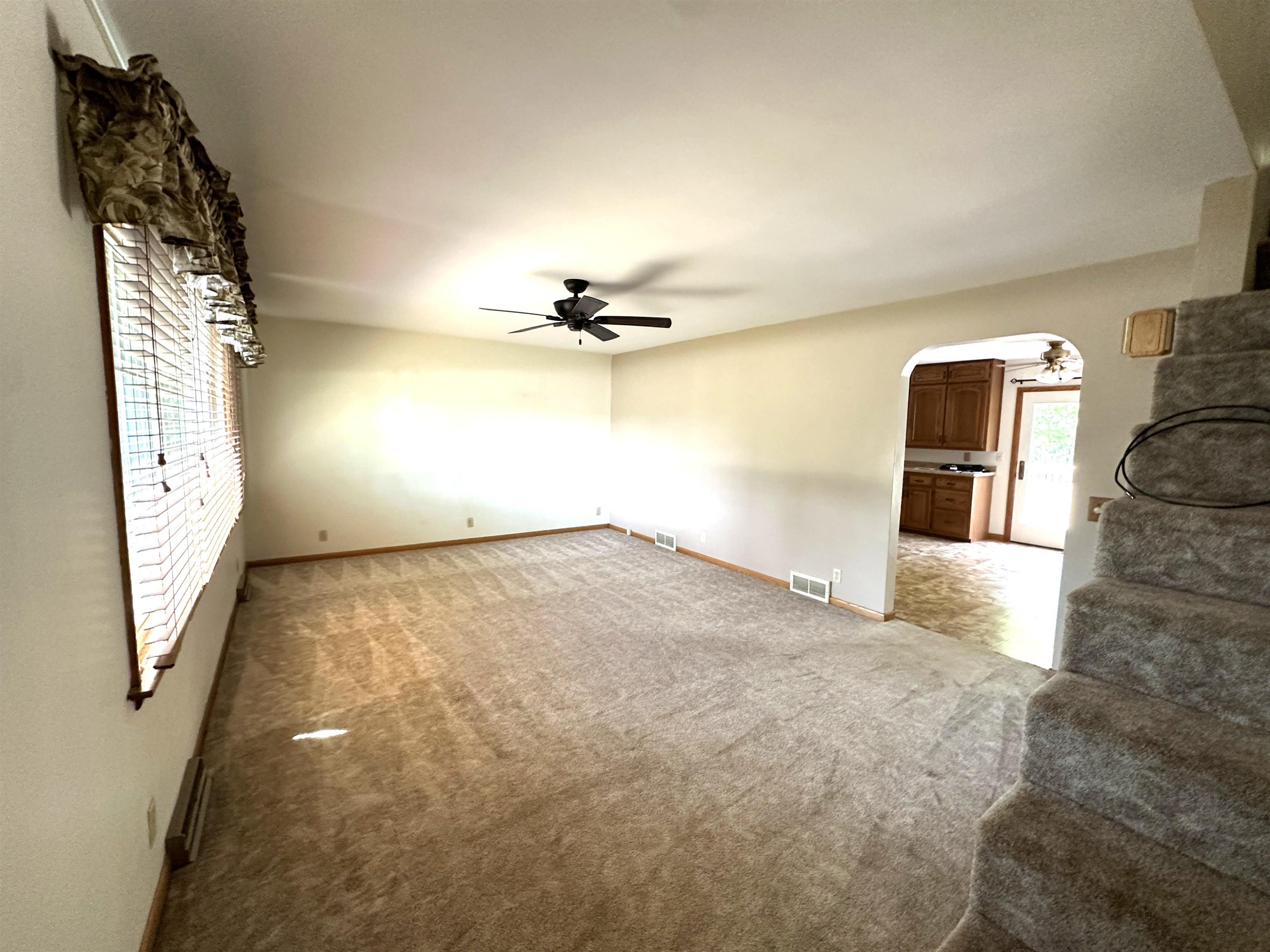 4011 Griffith Avenue Property Photo 5