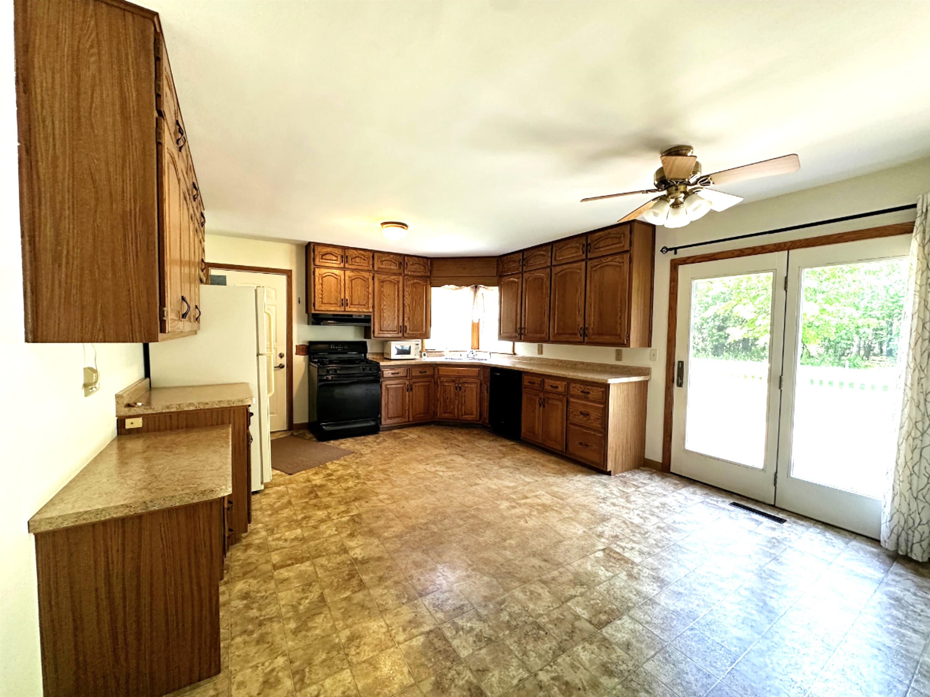 4011 Griffith Avenue Property Photo 10
