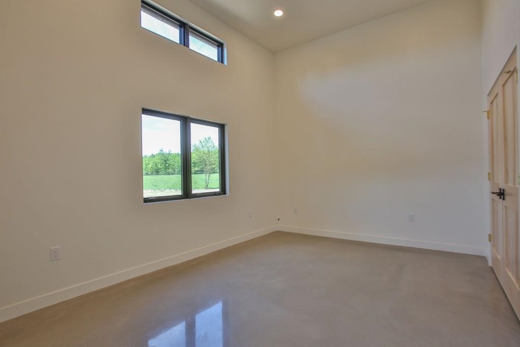 3262 North Road Property Photo 29