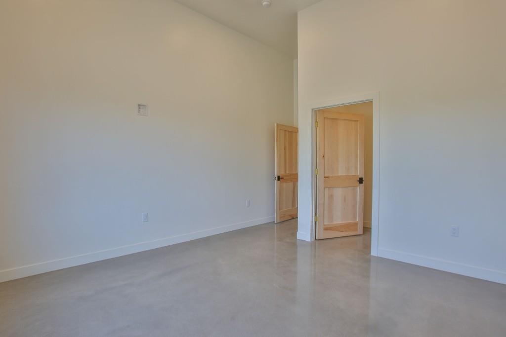 3262 North Road Property Photo 40