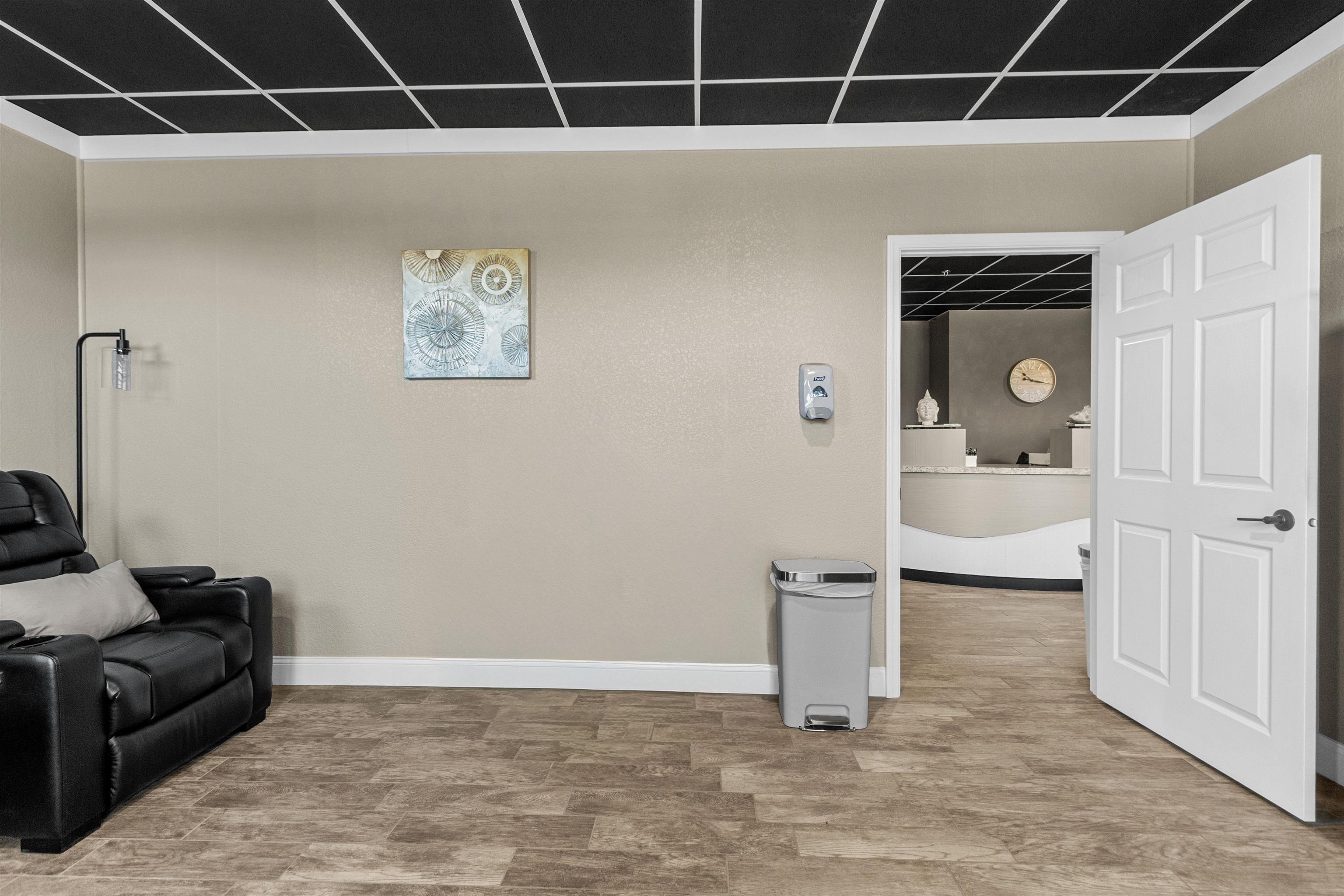 3233a Business Park Drive Property Photo 16