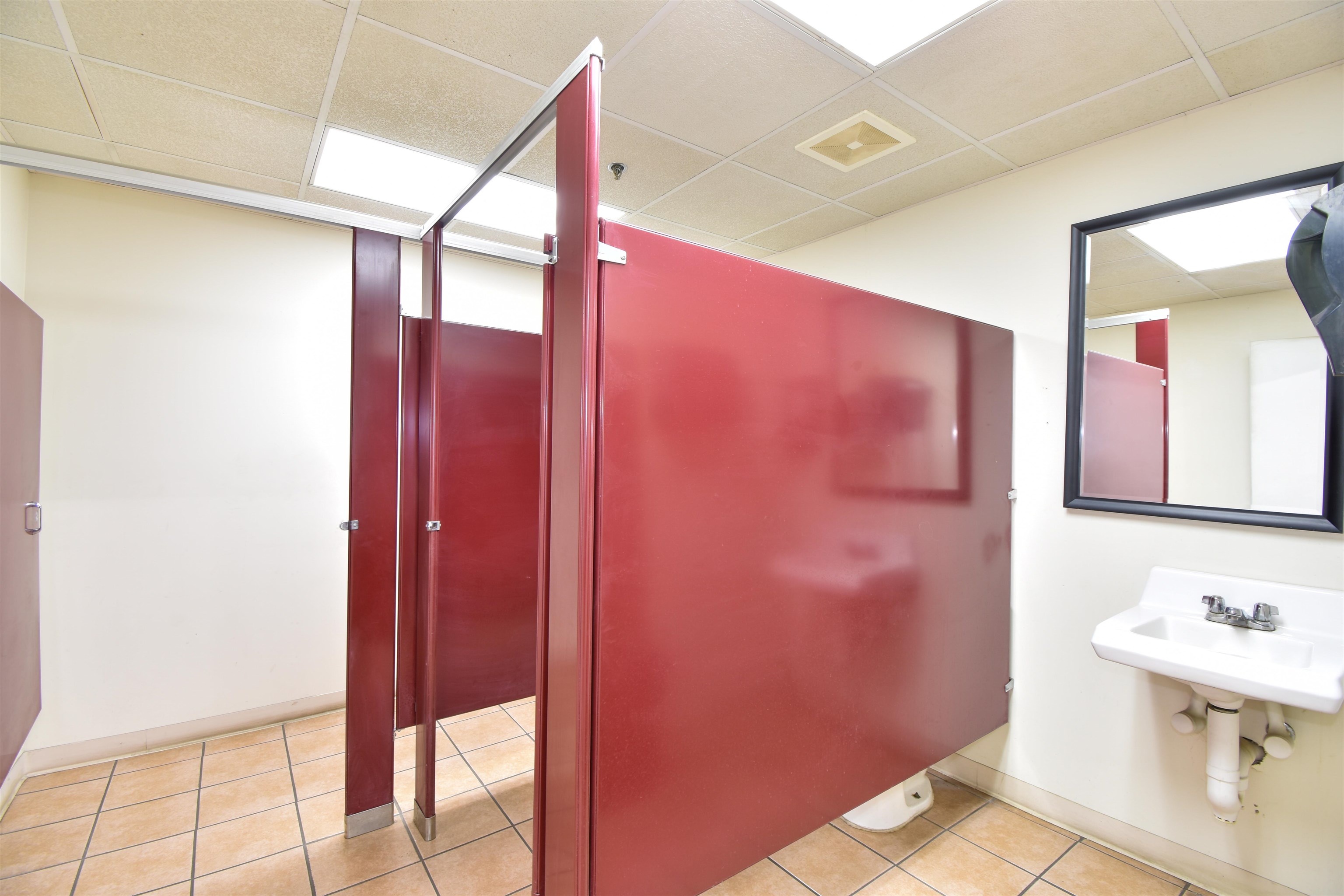 4848 Industrial Park Road Property Photo 30