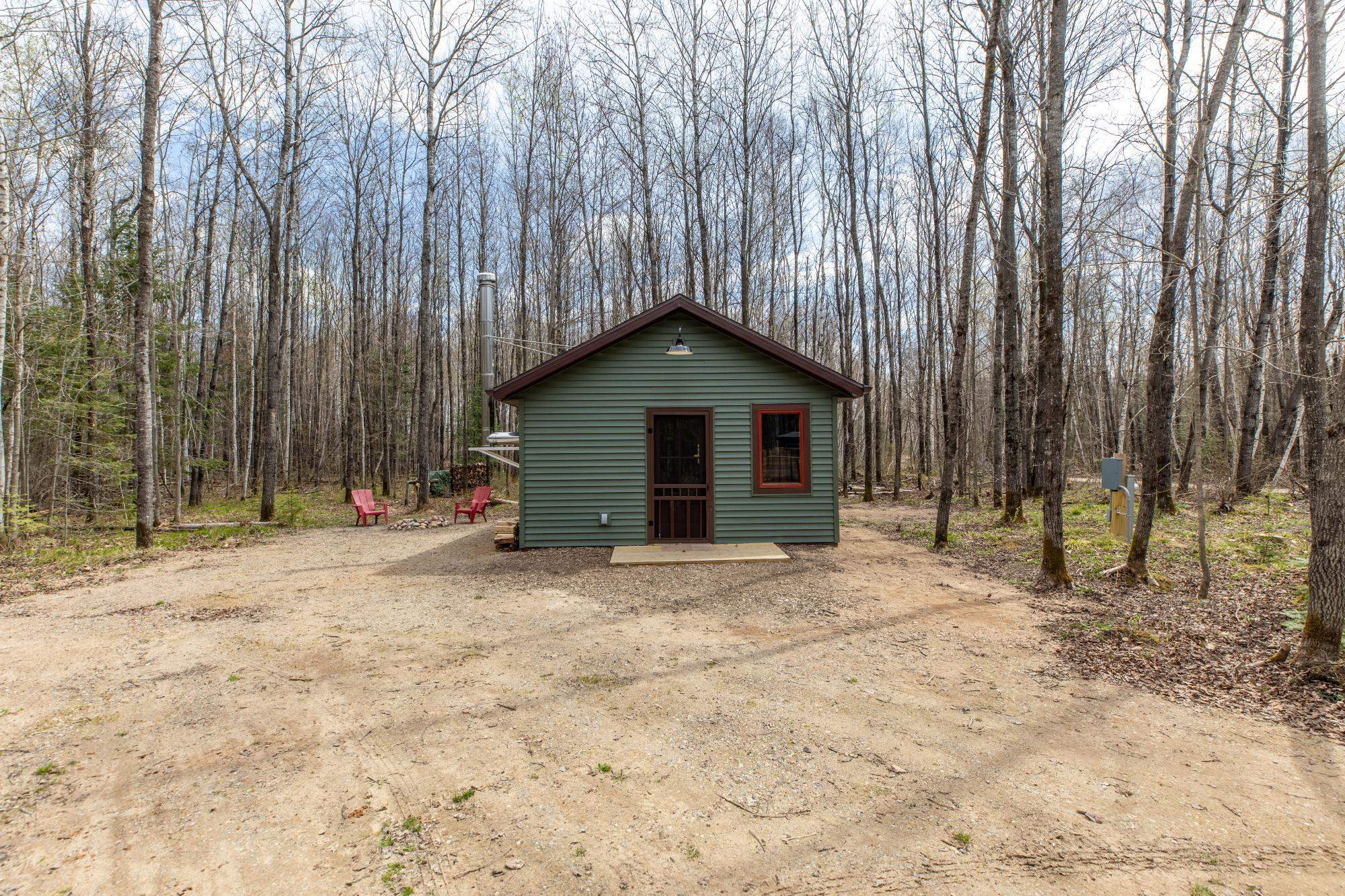 7552 Tee Lake Road Property Photo 18