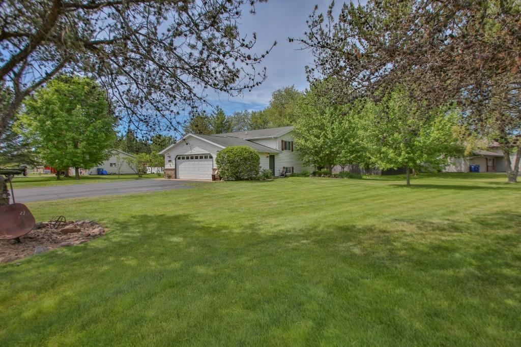 2167 Meadow Drive Property Photo 3