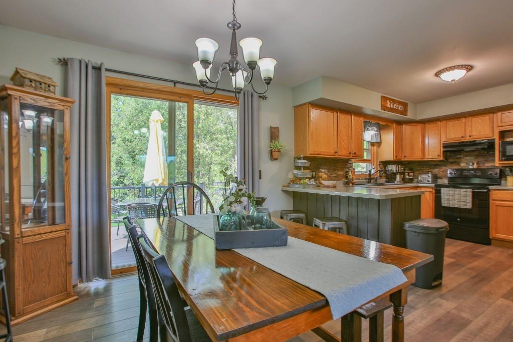 2167 Meadow Drive Property Photo 10
