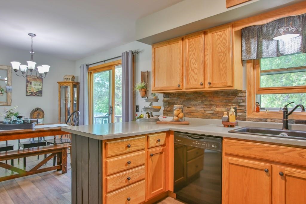 2167 Meadow Drive Property Photo 12